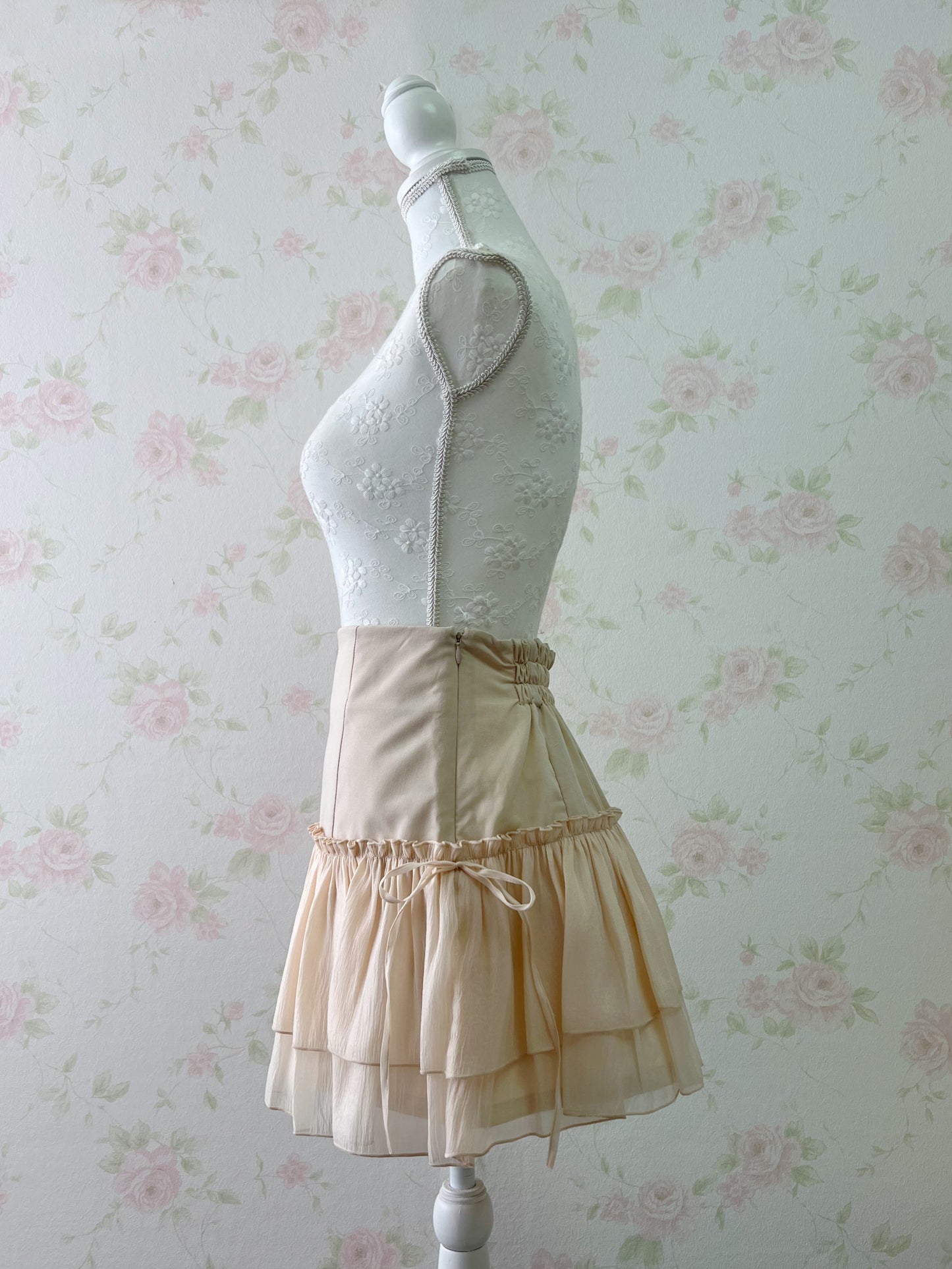 NICE CLAUP Layered Hem Side Bow Skirt