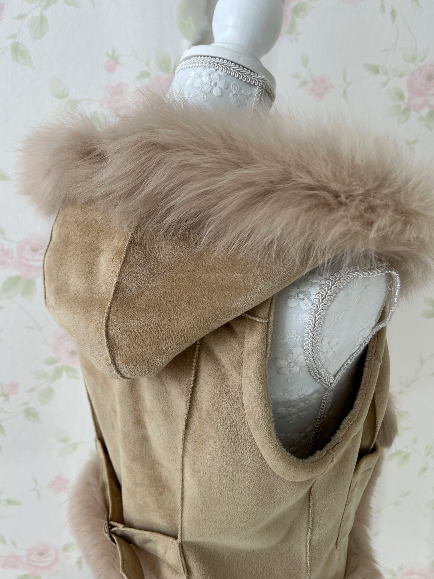 CECIL McBEE Deer Fur Vest