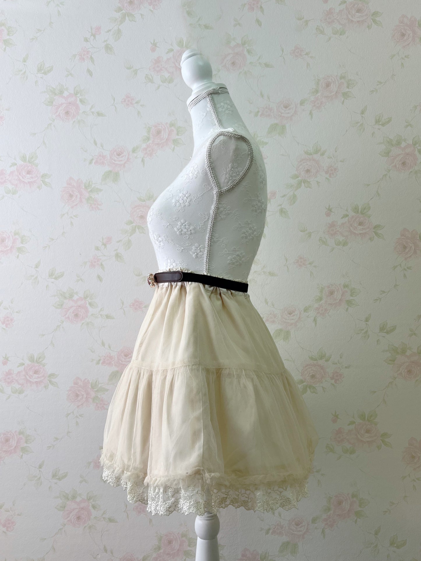 ARROW Tulle Lace Hem Skirt