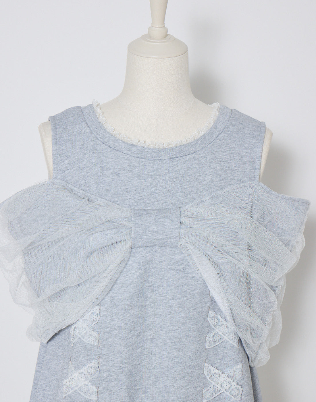 mellfy memory Tulle Ribbon Shoulder Sweat Tunic
