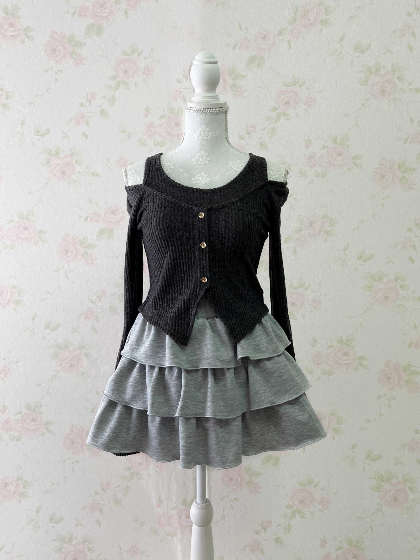 GRL Off Shoulder Strap Attached Top (Gray)