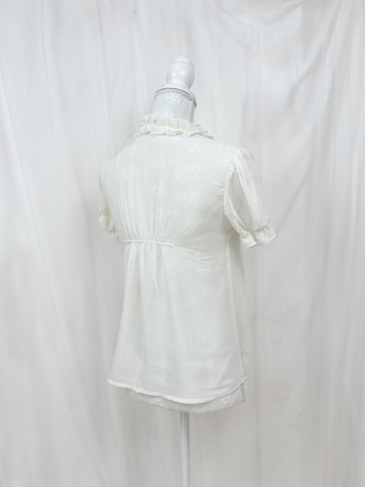 L’EST ROSE Classical Chiffon Blouse (Ivory)