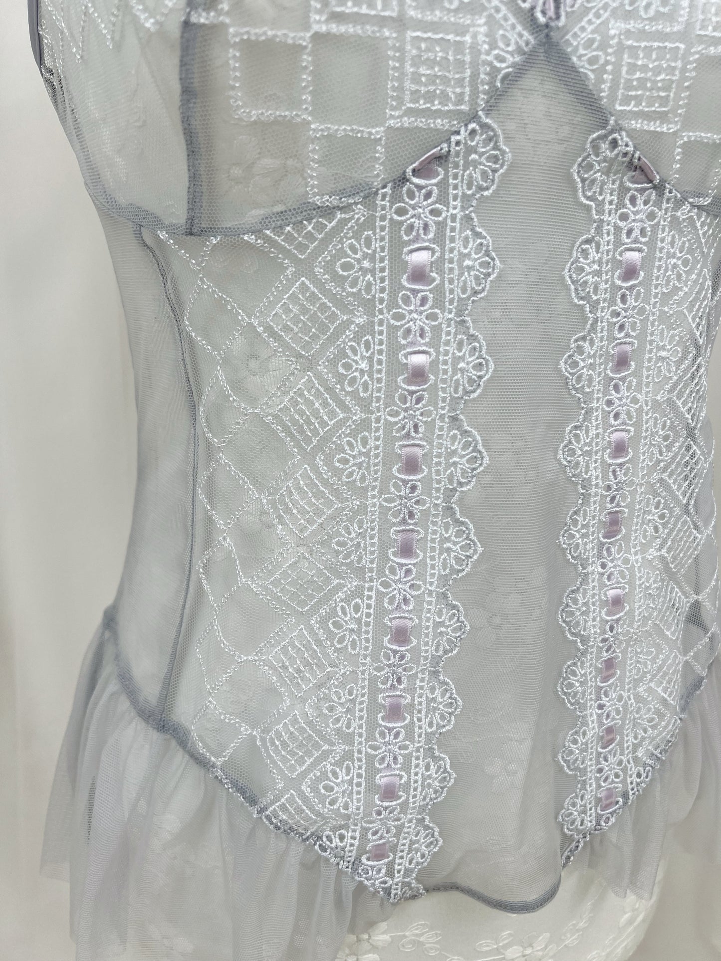 <30%OFF> Triumph Tulle Tiara Laced Up Camisole