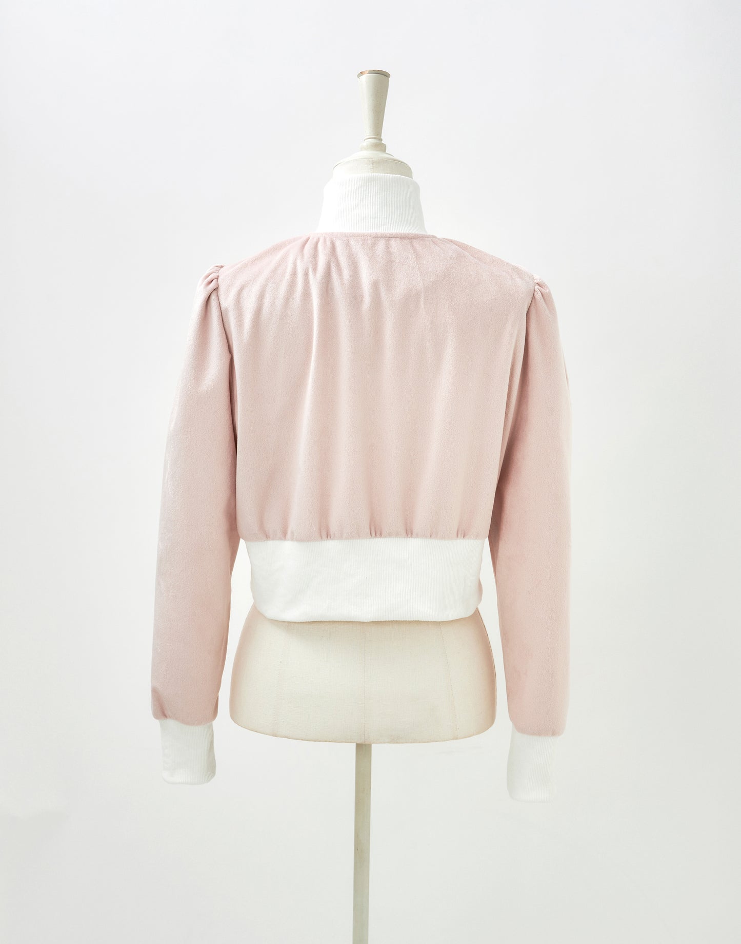Love heart's cake zip outer