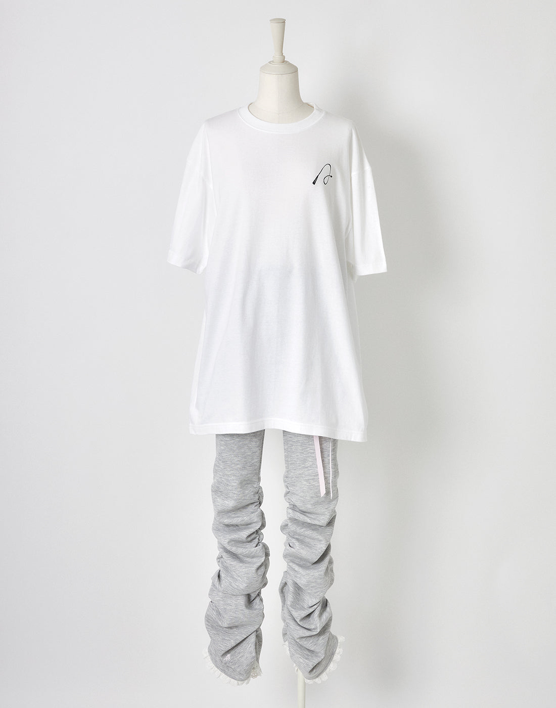 AVENCHUMU Lady T-shirt