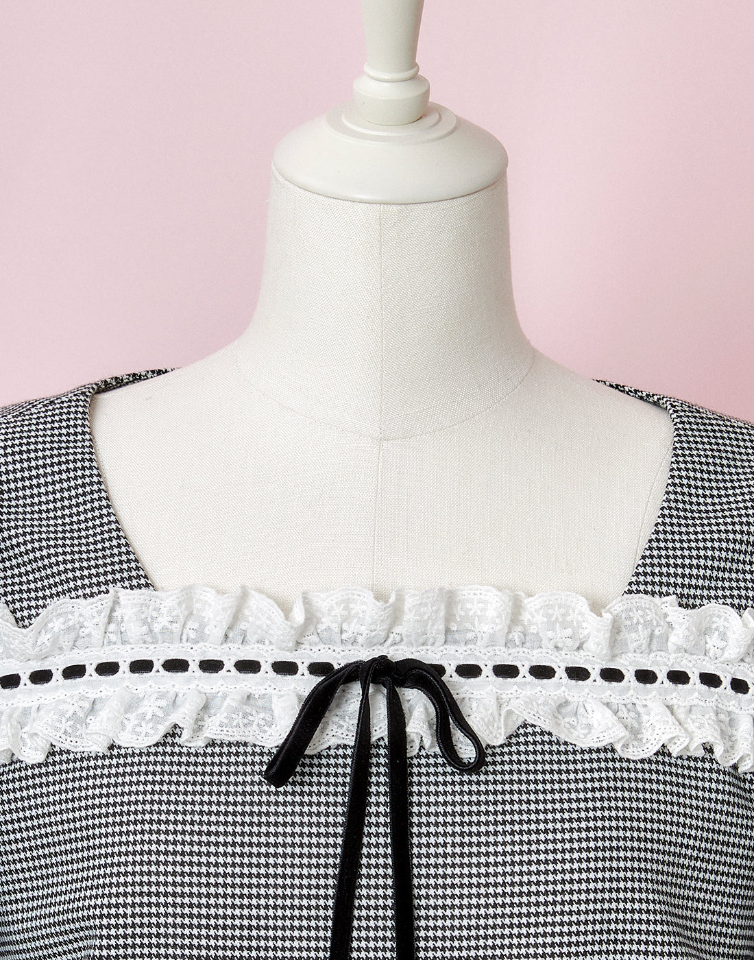 (September Delivery) mellfy memory Like a doll classic check Top