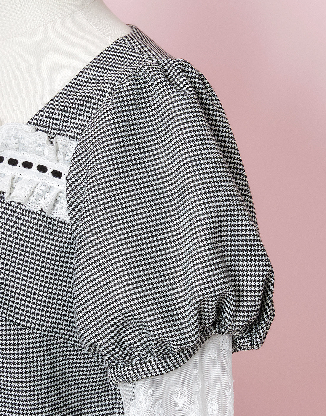 (September Delivery) mellfy memory Like a doll classic check Top