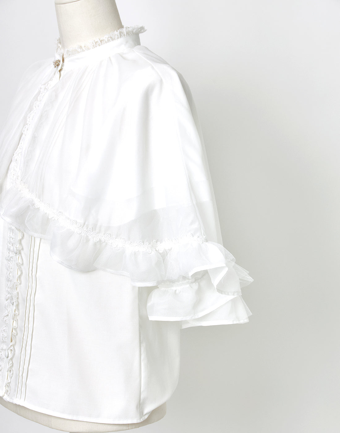 <April Delivery> mellfy memory Angel's play sheer cape Blouse
