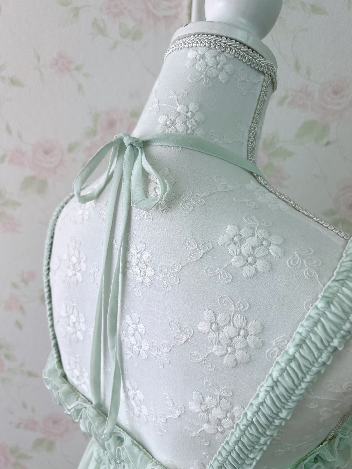 L’EST ROSE Halter Neck Smocked Camisole Dress (Mint Green)