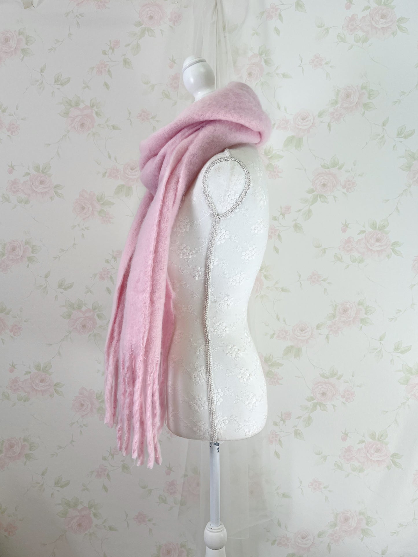 Shoujo Soft Scarf (Candy Pink)