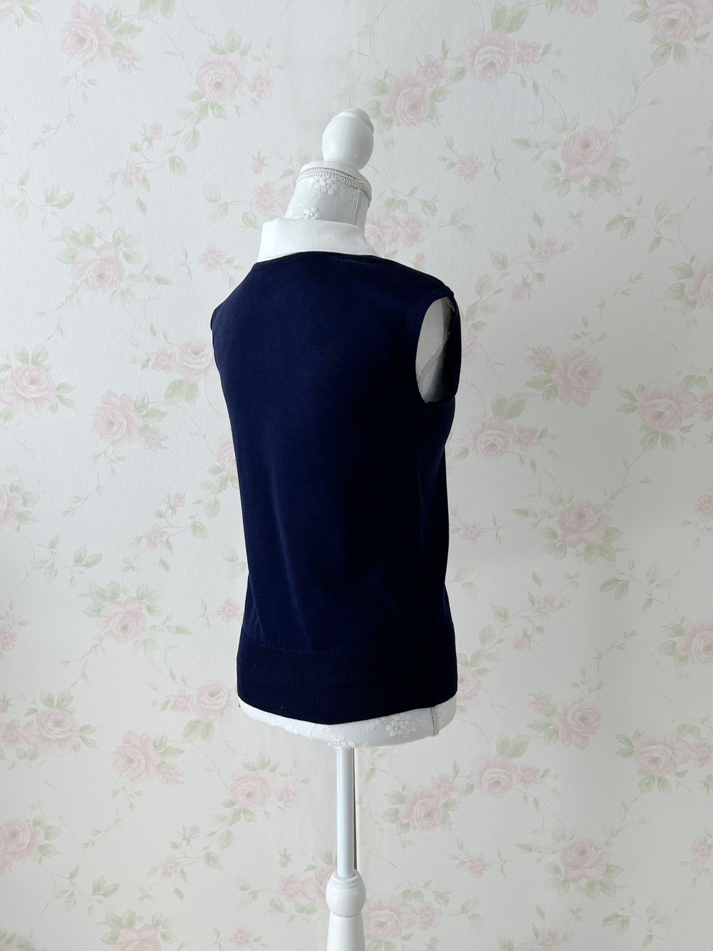 Preppy Collar Pearl Top (Navy)