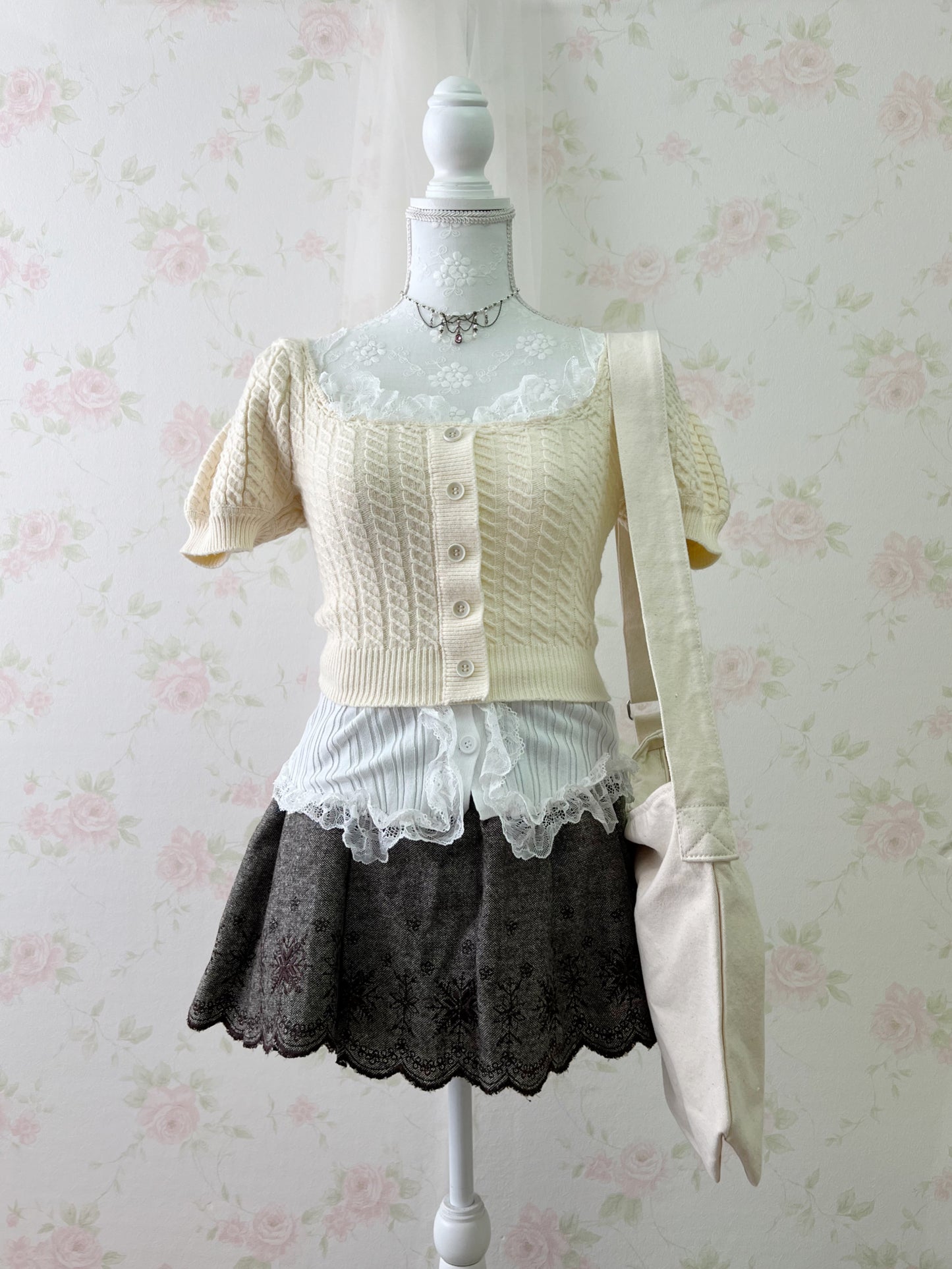 Lacy Ribbed Button Up Tank Top(white)