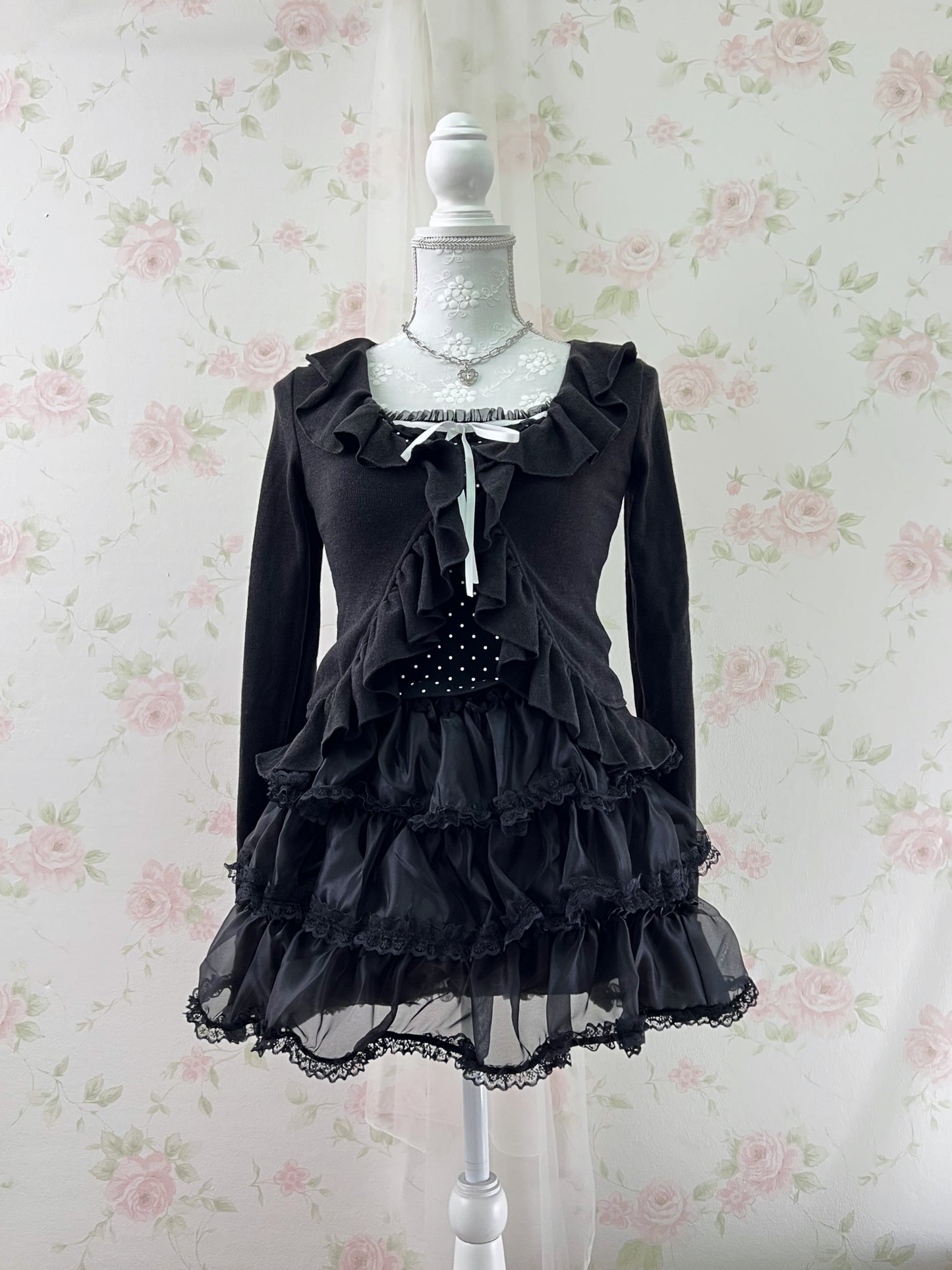 GRL Layered Frilled Skirt With Underpants (Black)