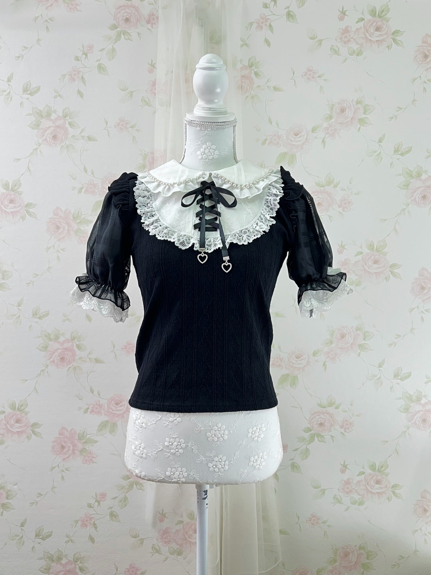 NOEMIE Crystal Heart Bow Lacy Collar Top (Black)