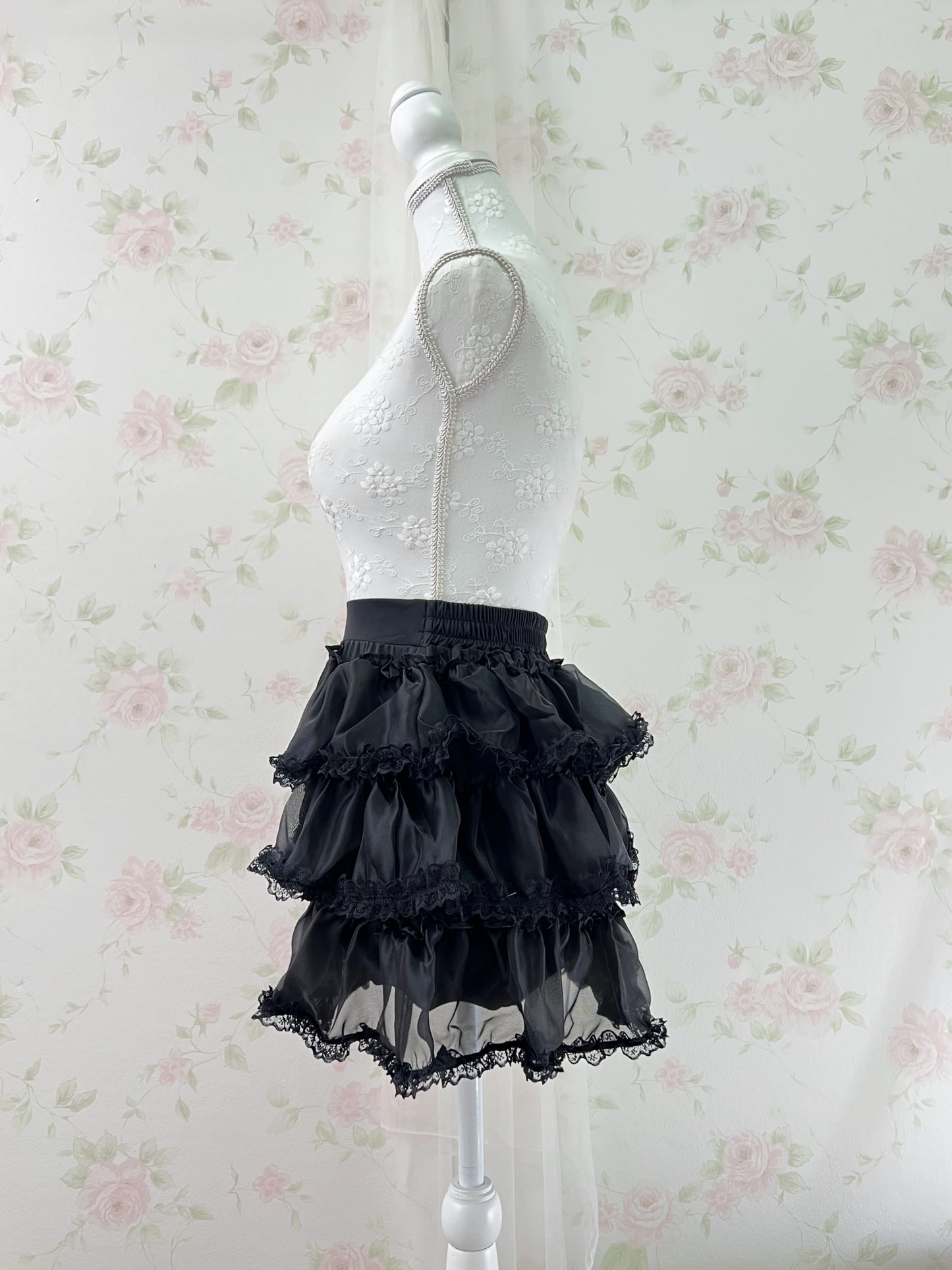 GRL Layered Frilled Skirt With Underpants (Black)
