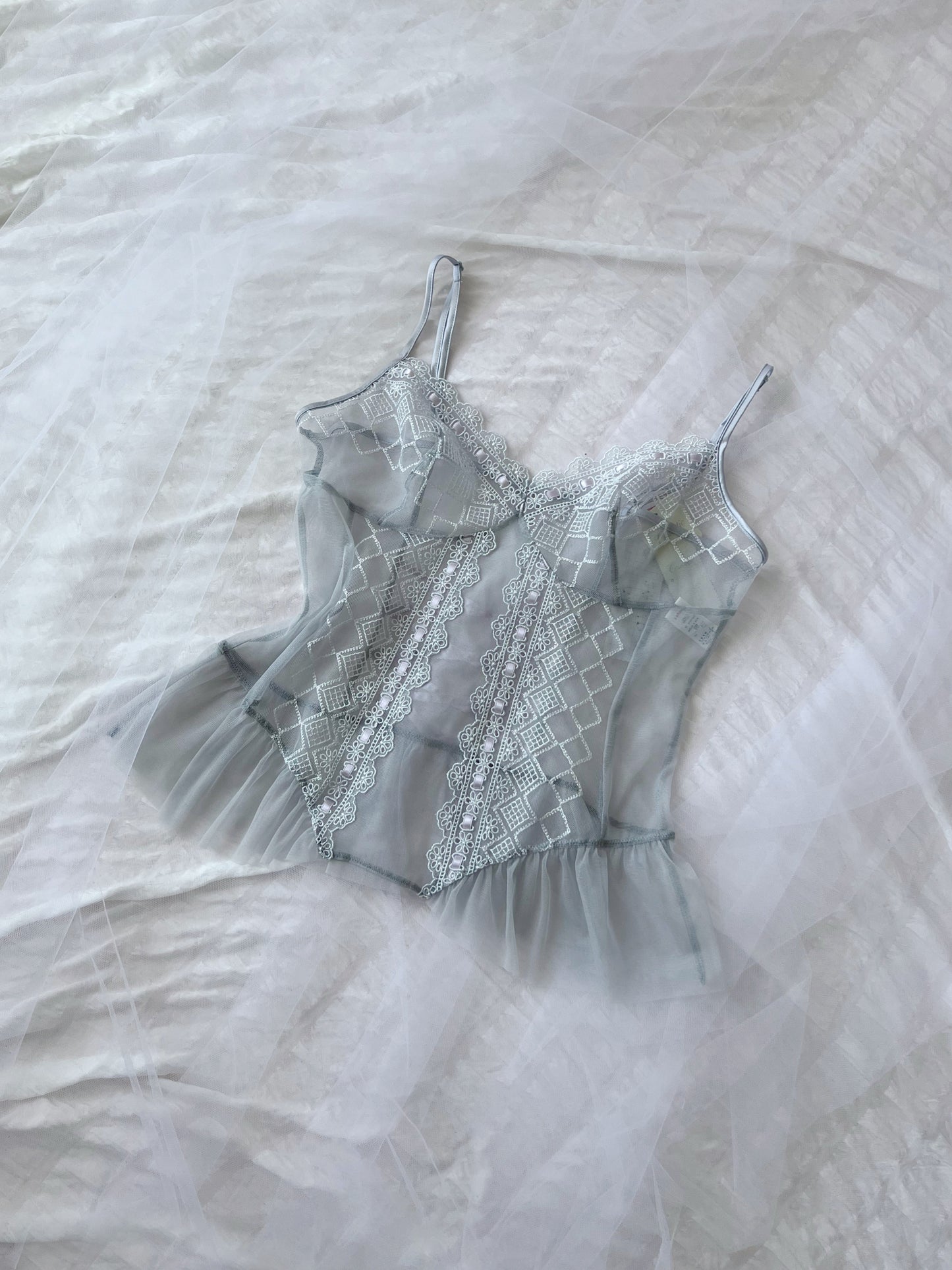 <30%OFF> Triumph Tulle Tiara Laced Up Camisole