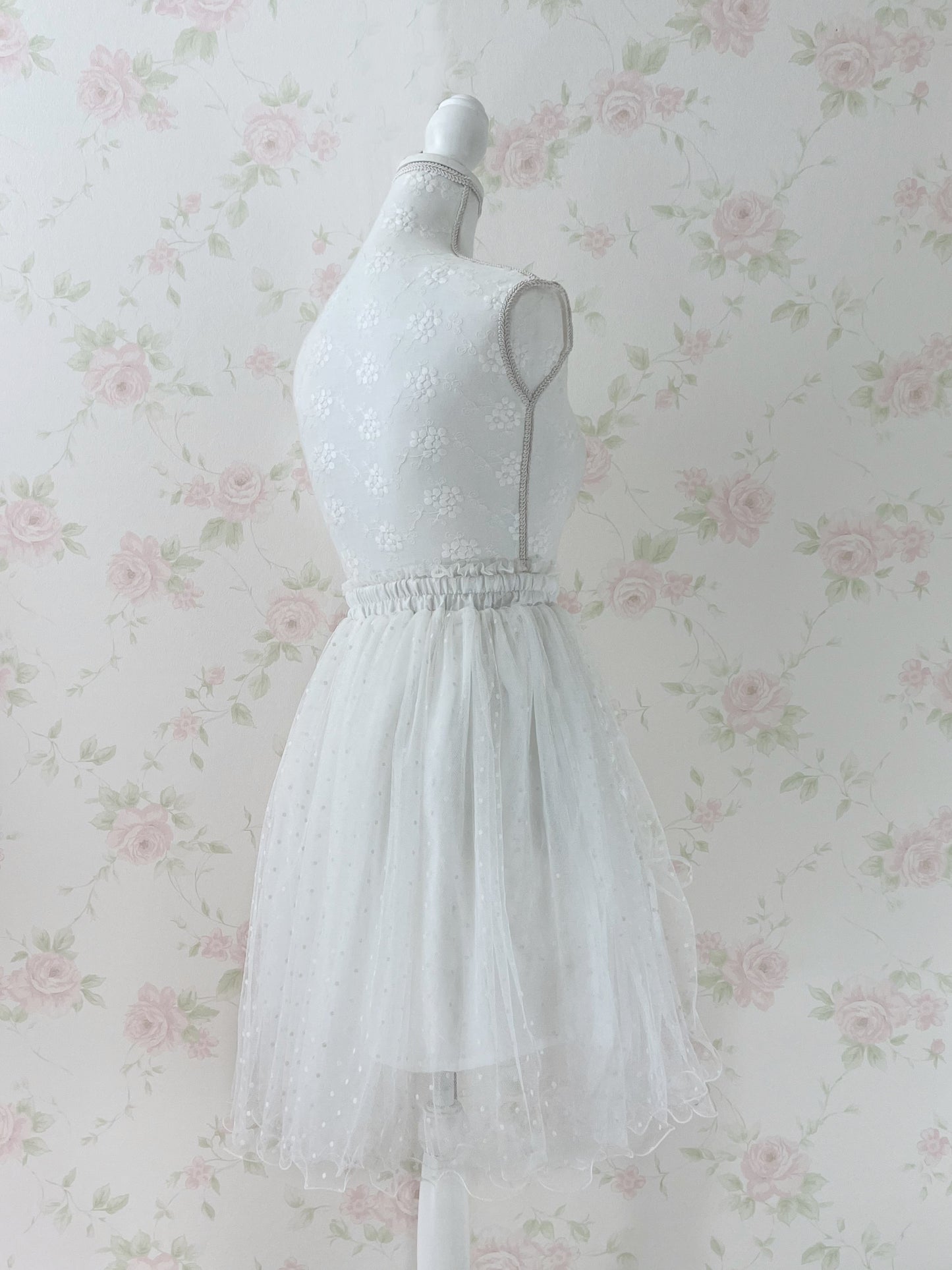 mille fille closet Tulle Ribbon Skirt (White)