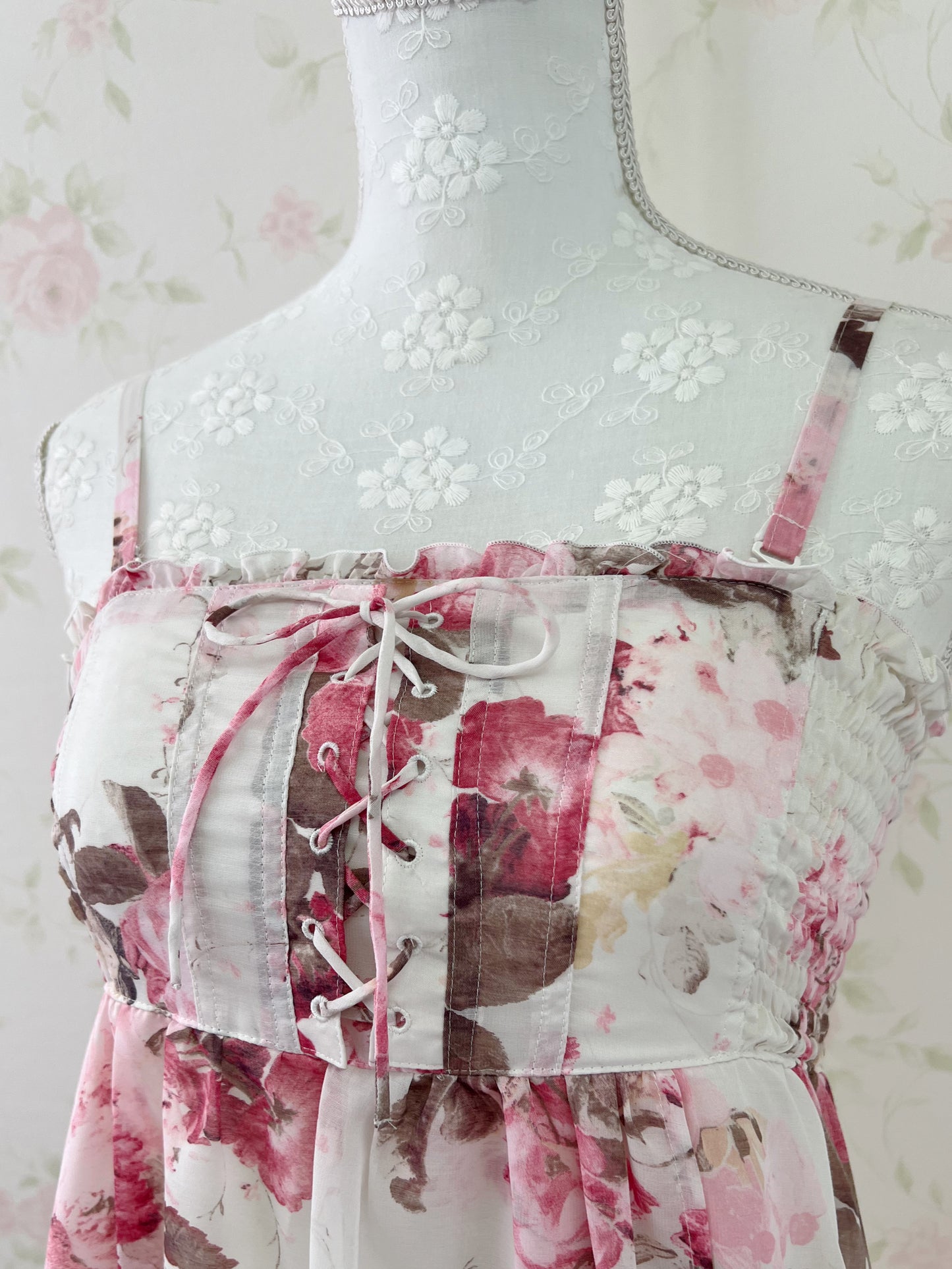 (12% OFF) L'EST ROSE Front Laced Up Camisole Dress