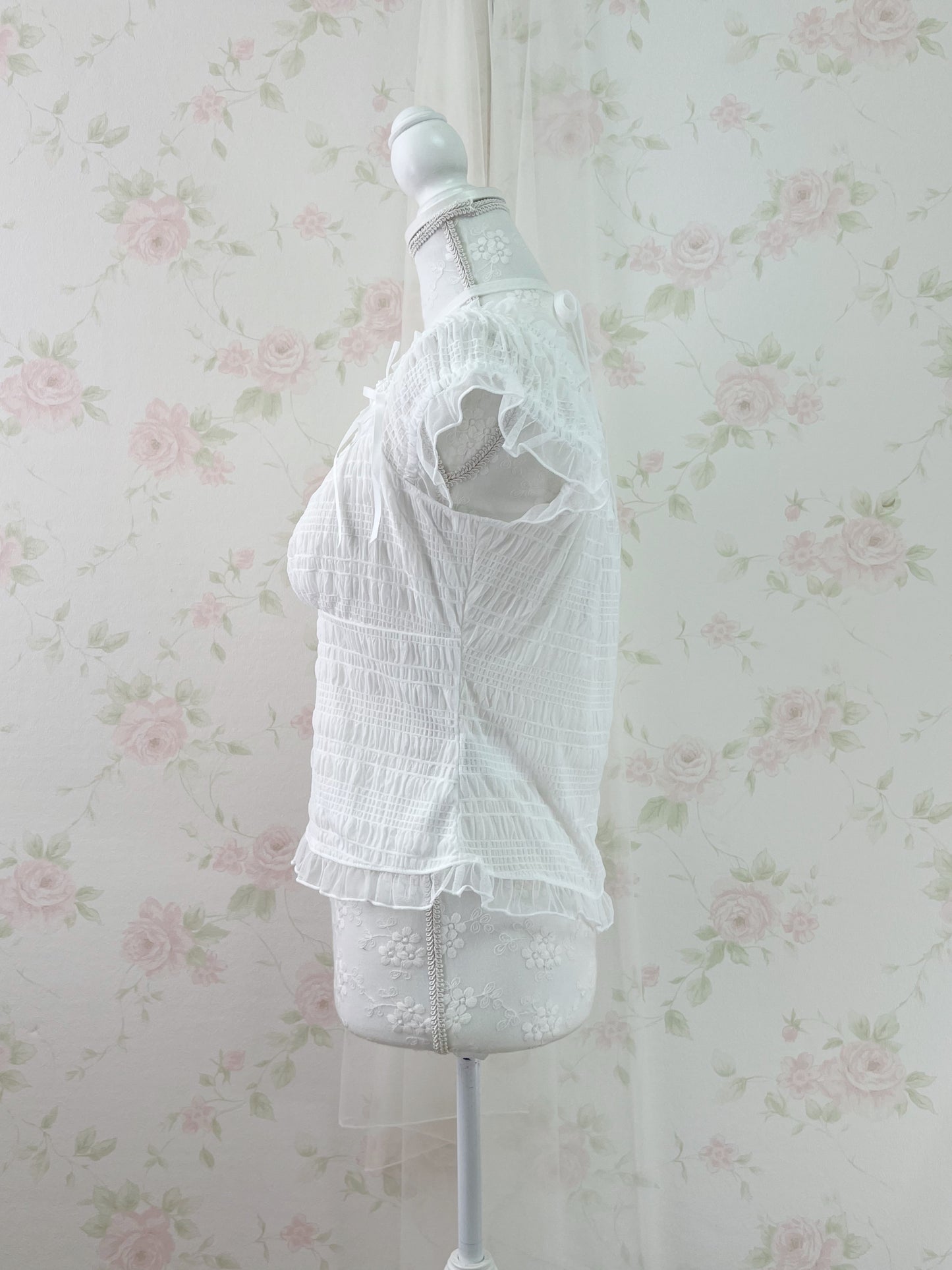 axes femme Side Ribbon Cross String Top (White)