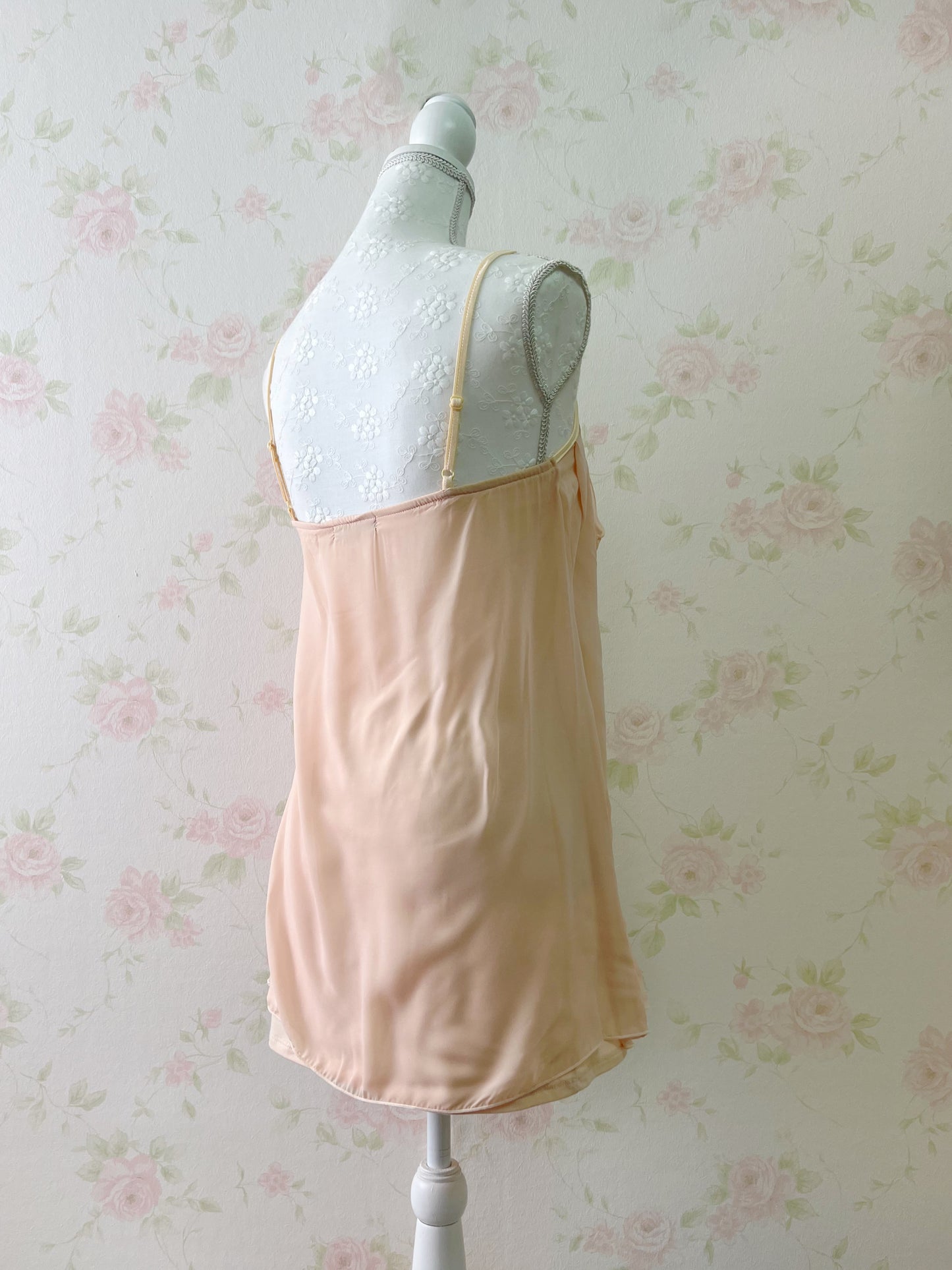 (21% OFF) rienda Chiffon Camisole Dress (Peach Pink)