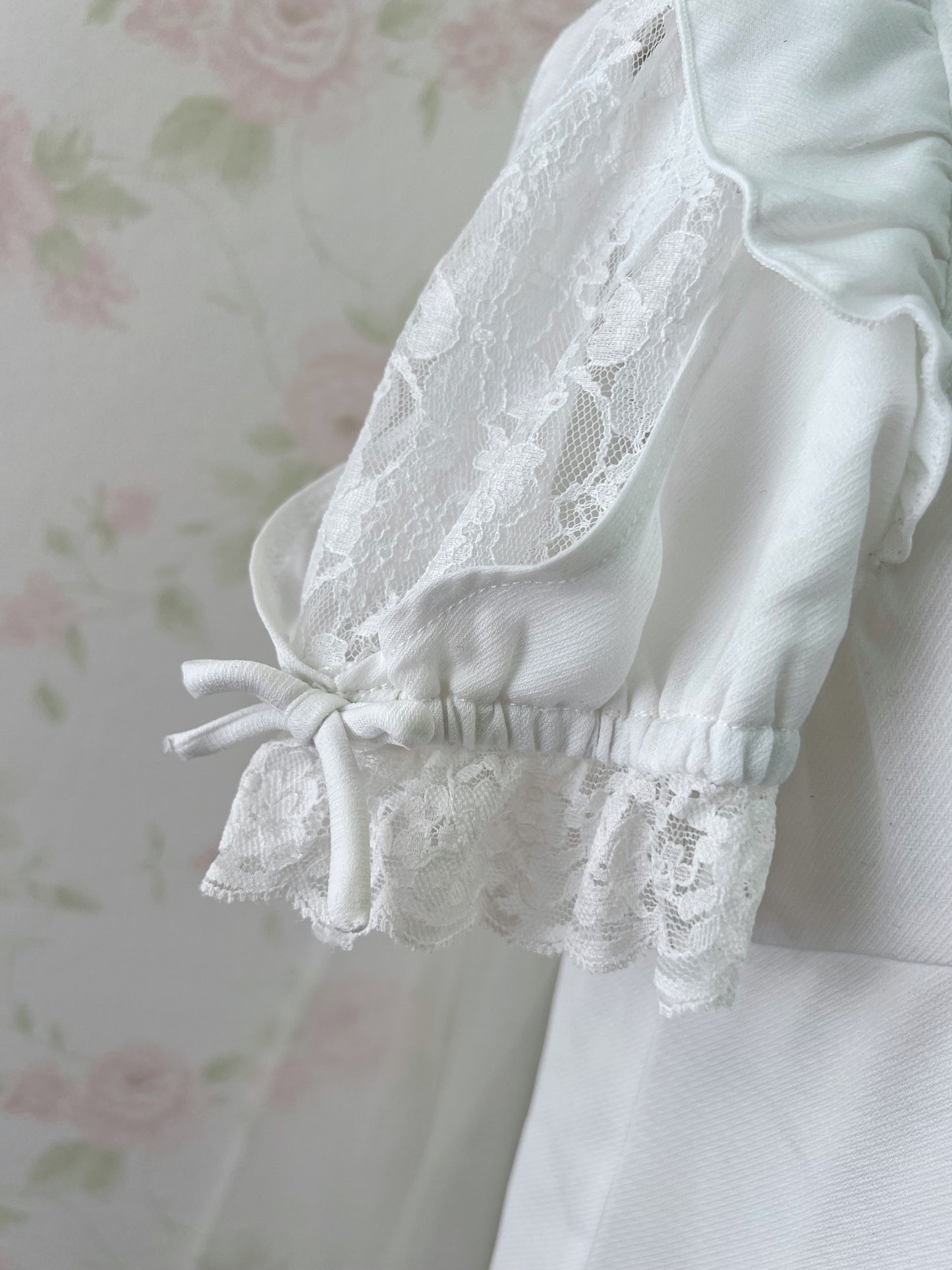 Secret Honey Lacy Side Bow Blouse
