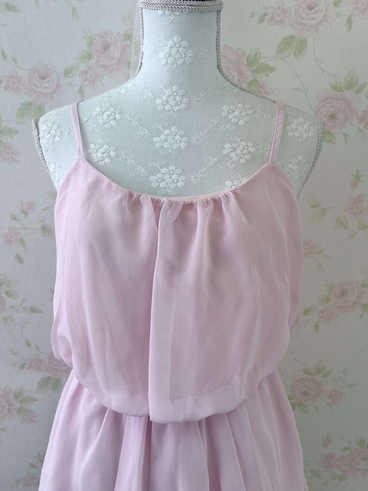rienda Chiffon Camisole (Pink)