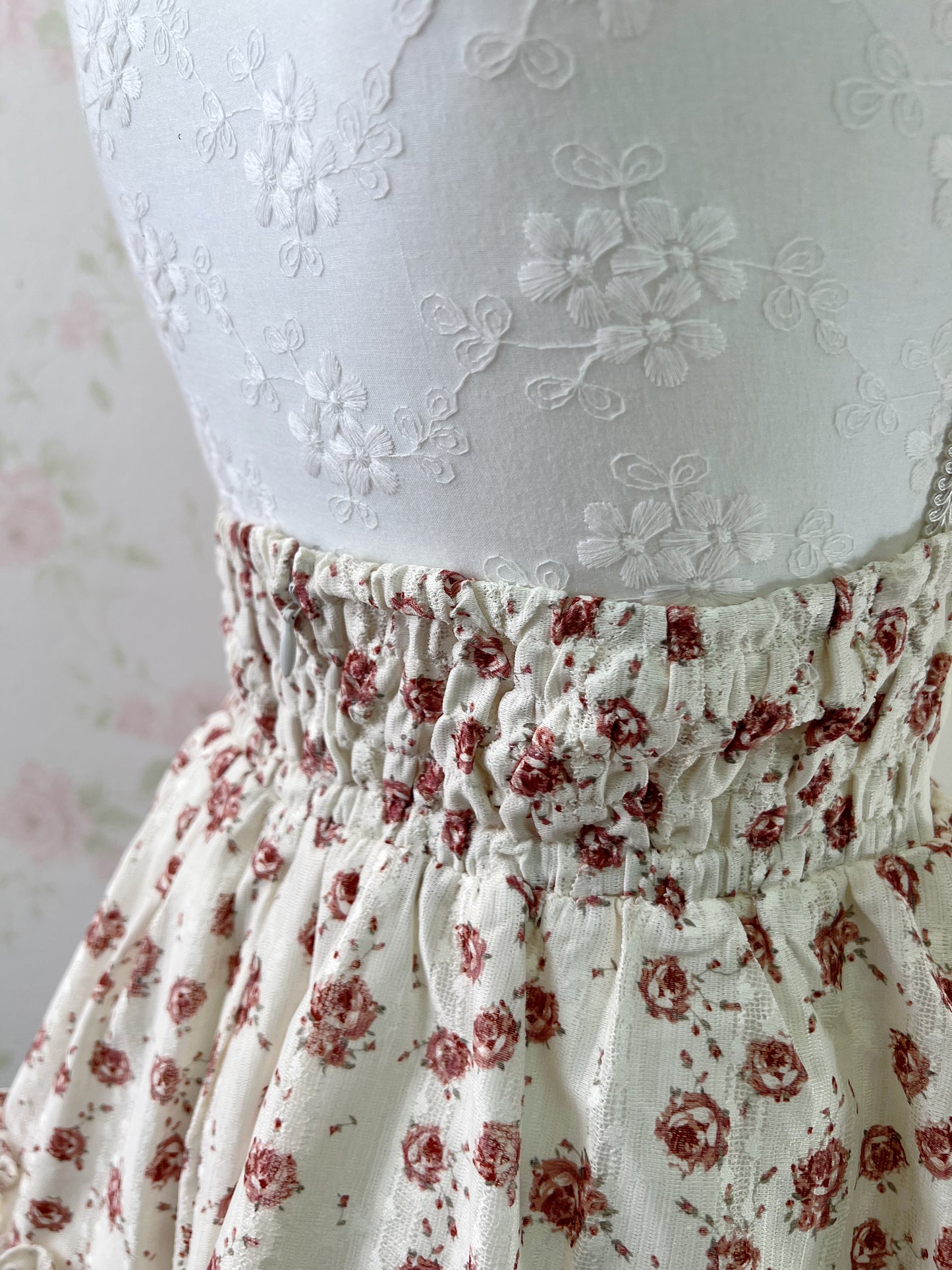 Ank Rouge Rose Lace Tiered Skirt