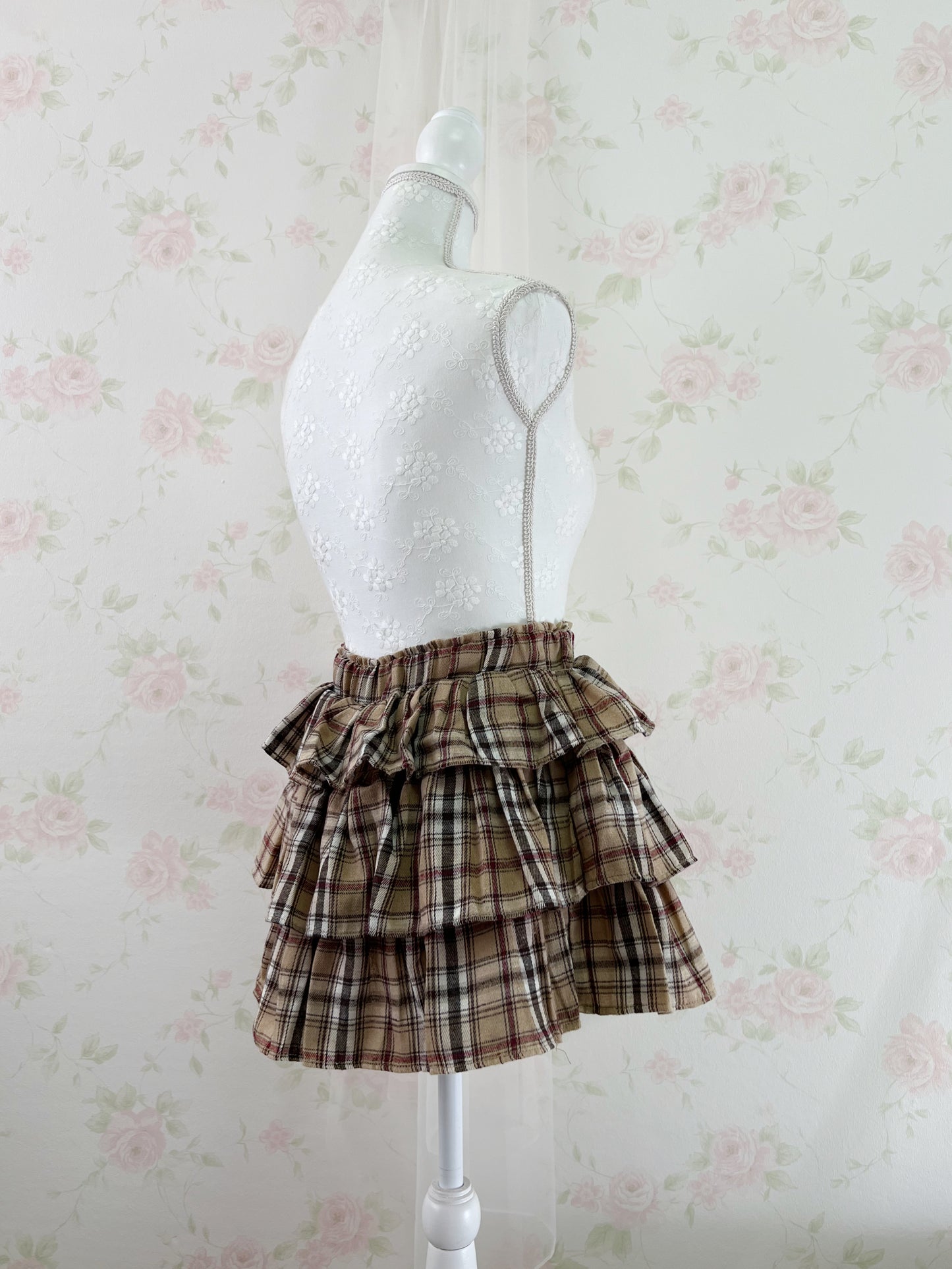 Shoujo Tiered Checked Skirt (Milk Tea Beige)