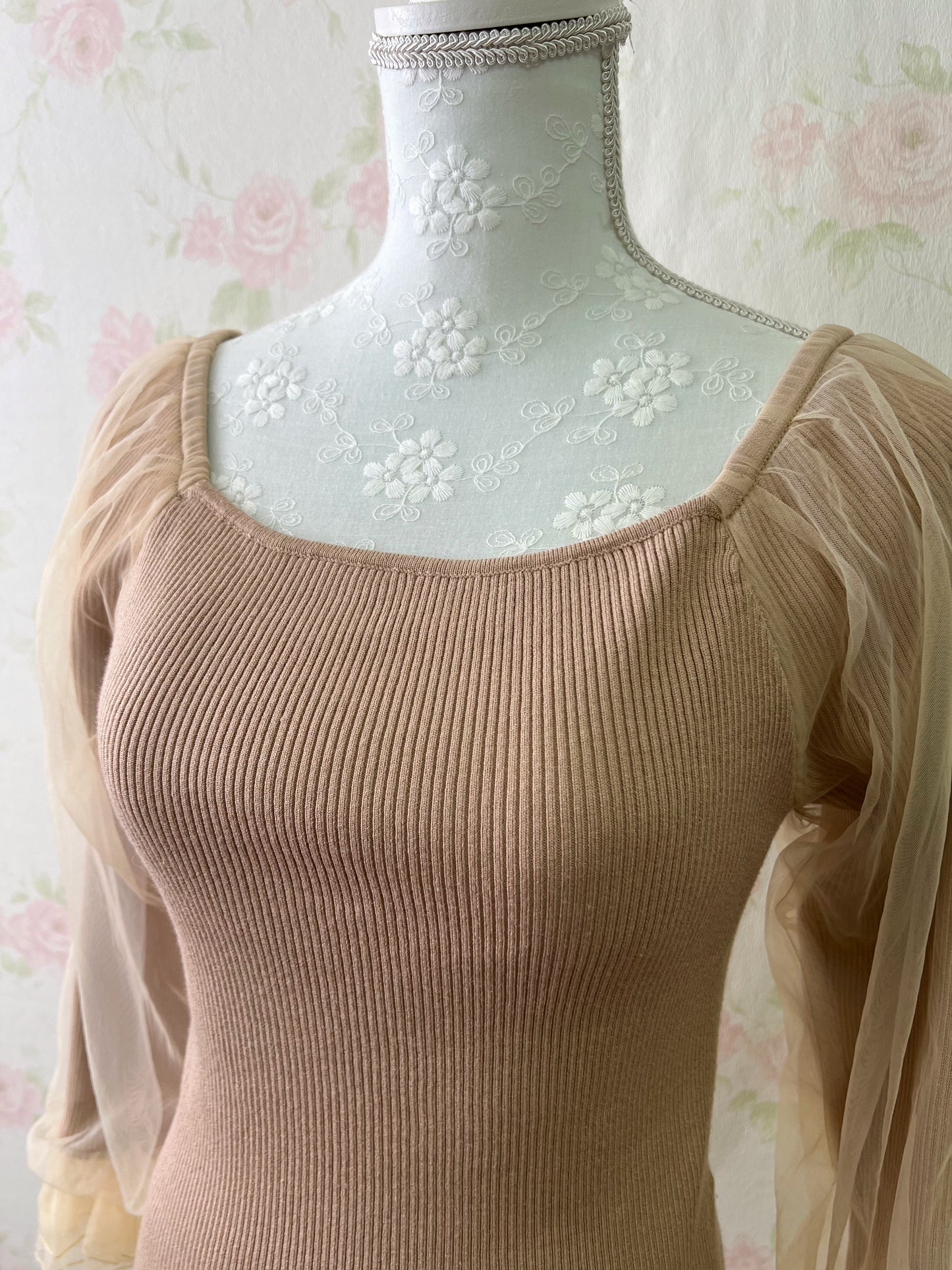 MIIA Tulle Sleeve Knit Top