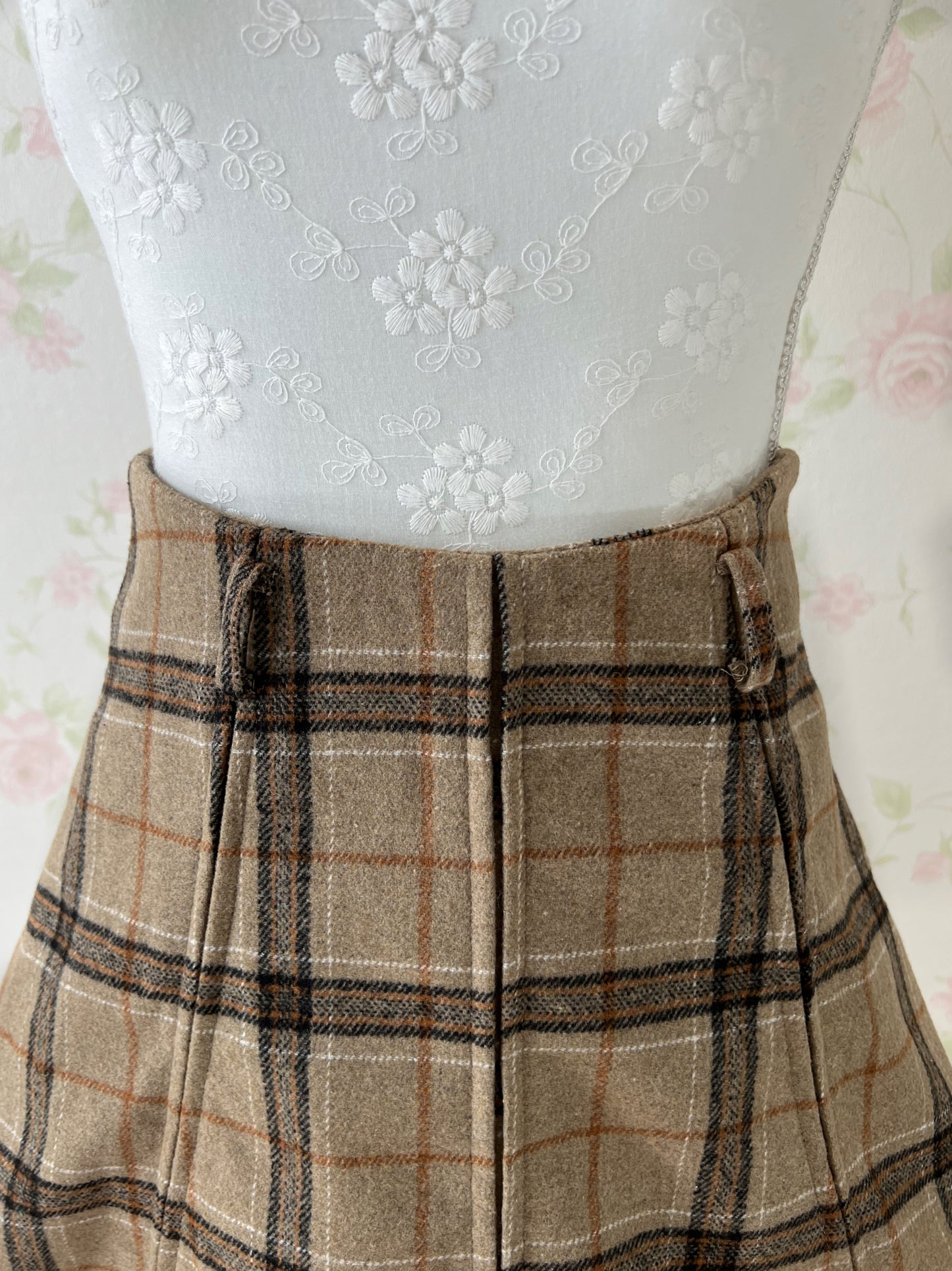 dazzlin Checked Skirt (Caramel Brown)