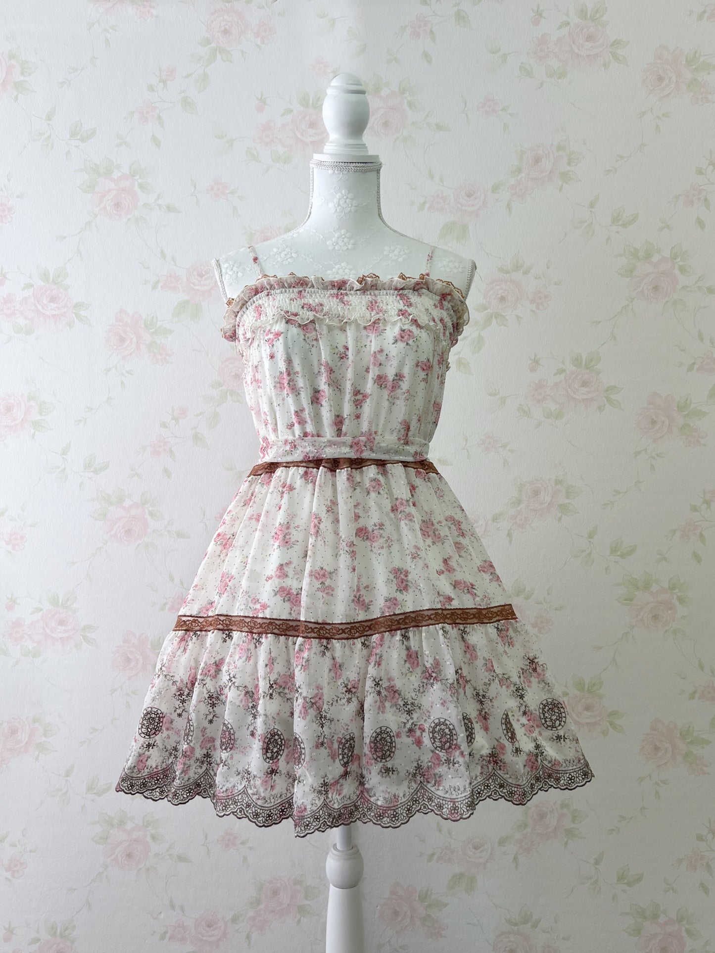 L’EST ROSE Petite Floral Lace Camisole Dress (Ivory)