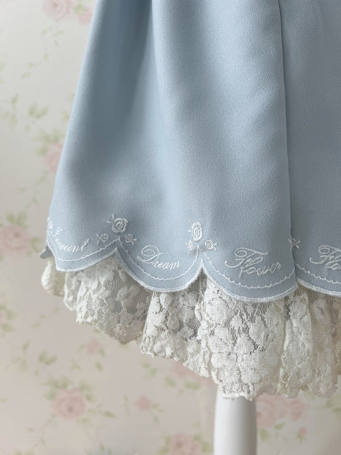 LIZ LISA Rose Embroidery Back Laced Up Dress (Blue)
