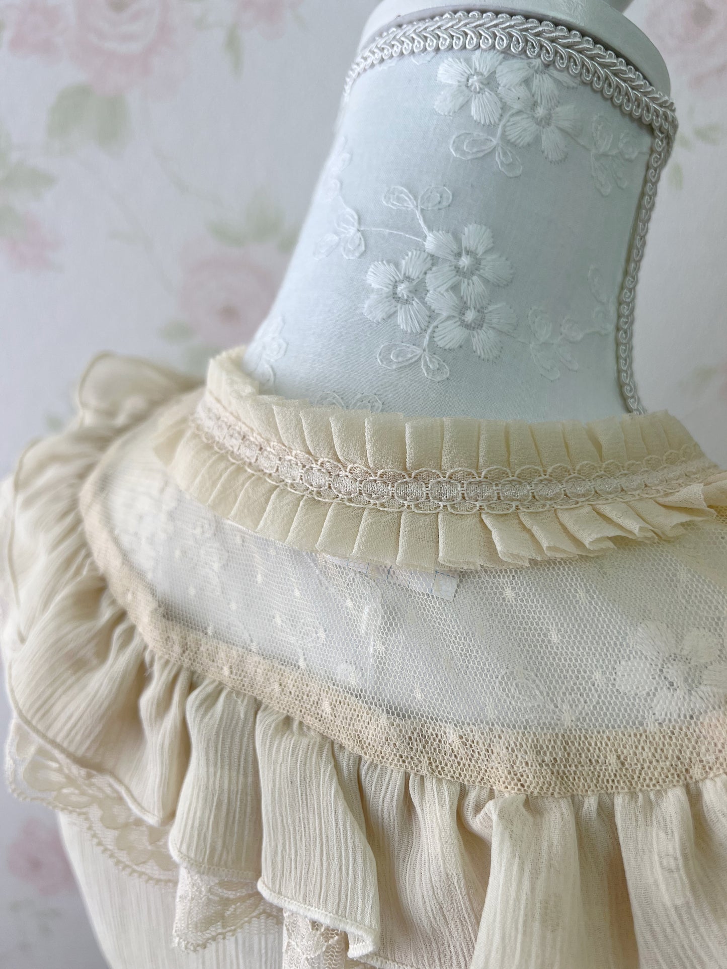 beberose Tulle Front Layered Hem Tunic