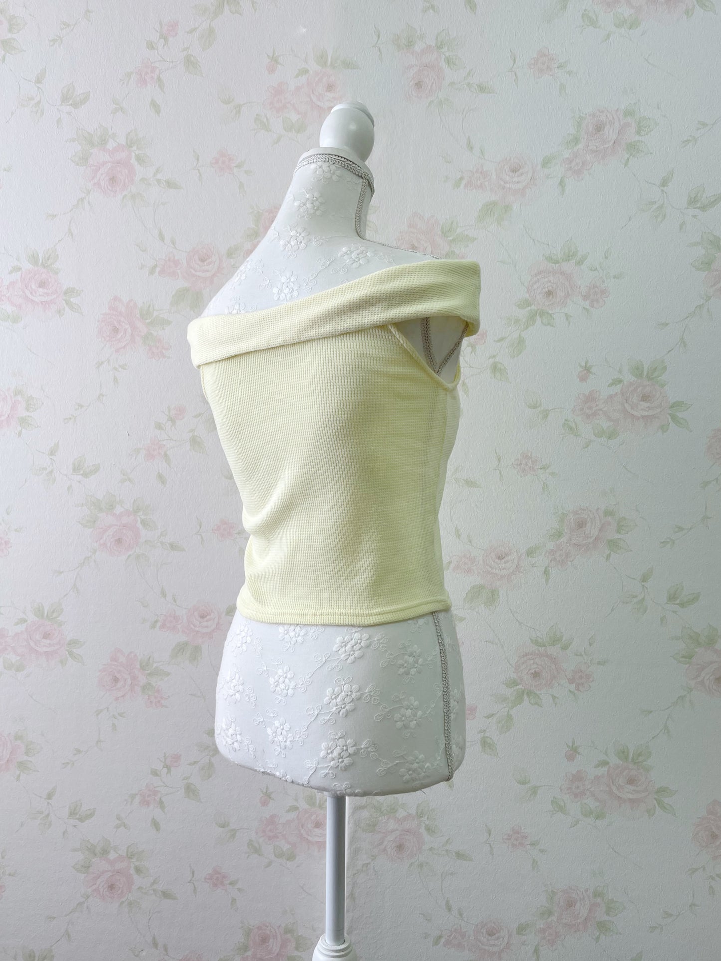 dazzlin Front Bow Off Shoulder Top