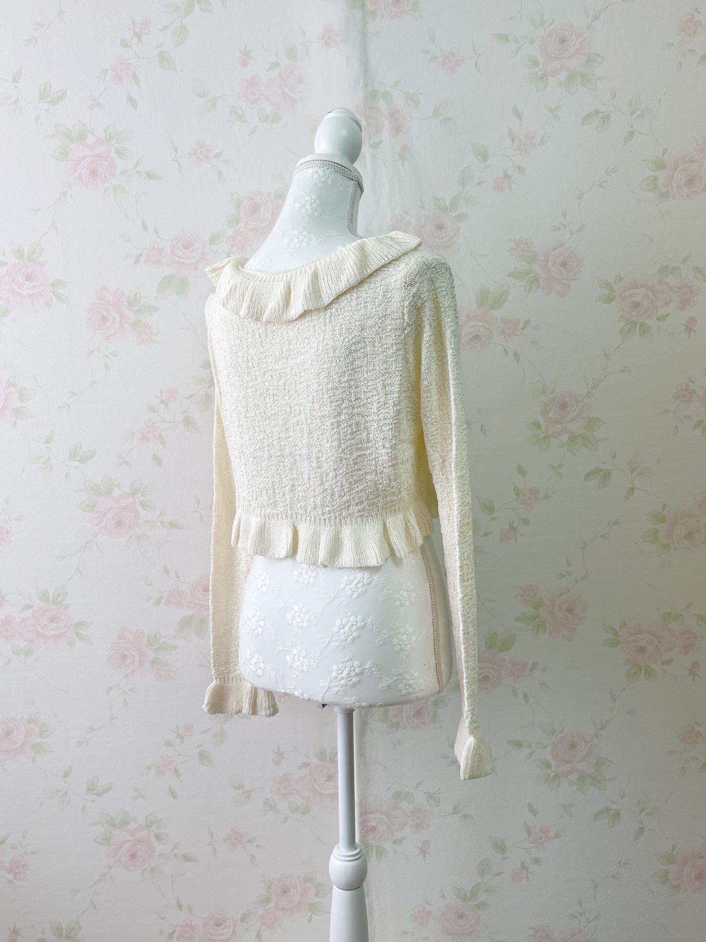 GRL Shoujo Girlie Ruffled Cardigan (Ivory)
