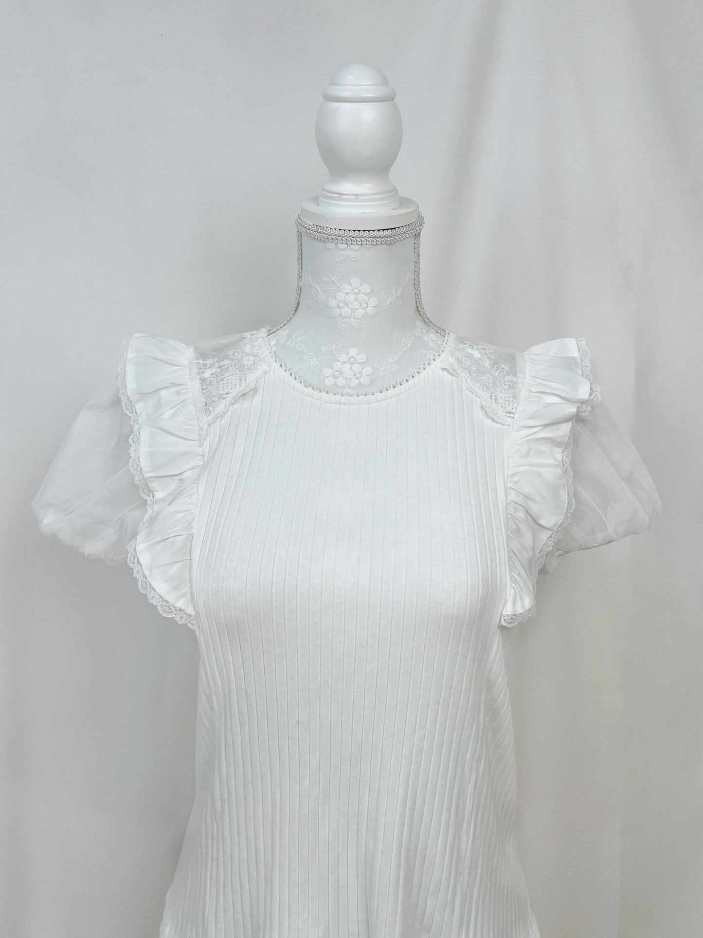 Secret Honey Tulle Sleeve Top(White)