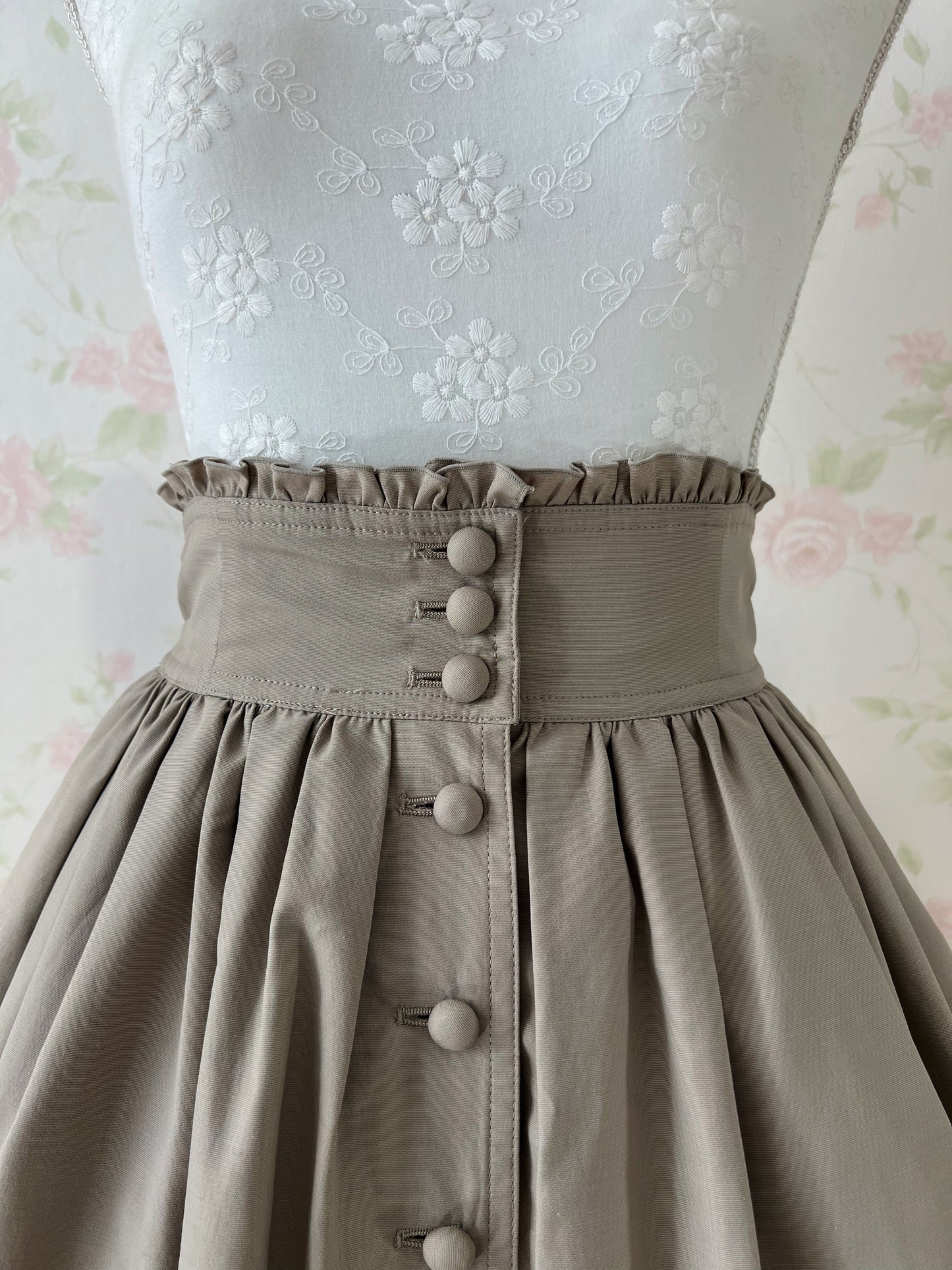 L’EST ROSE Button Up High Waist Skirt