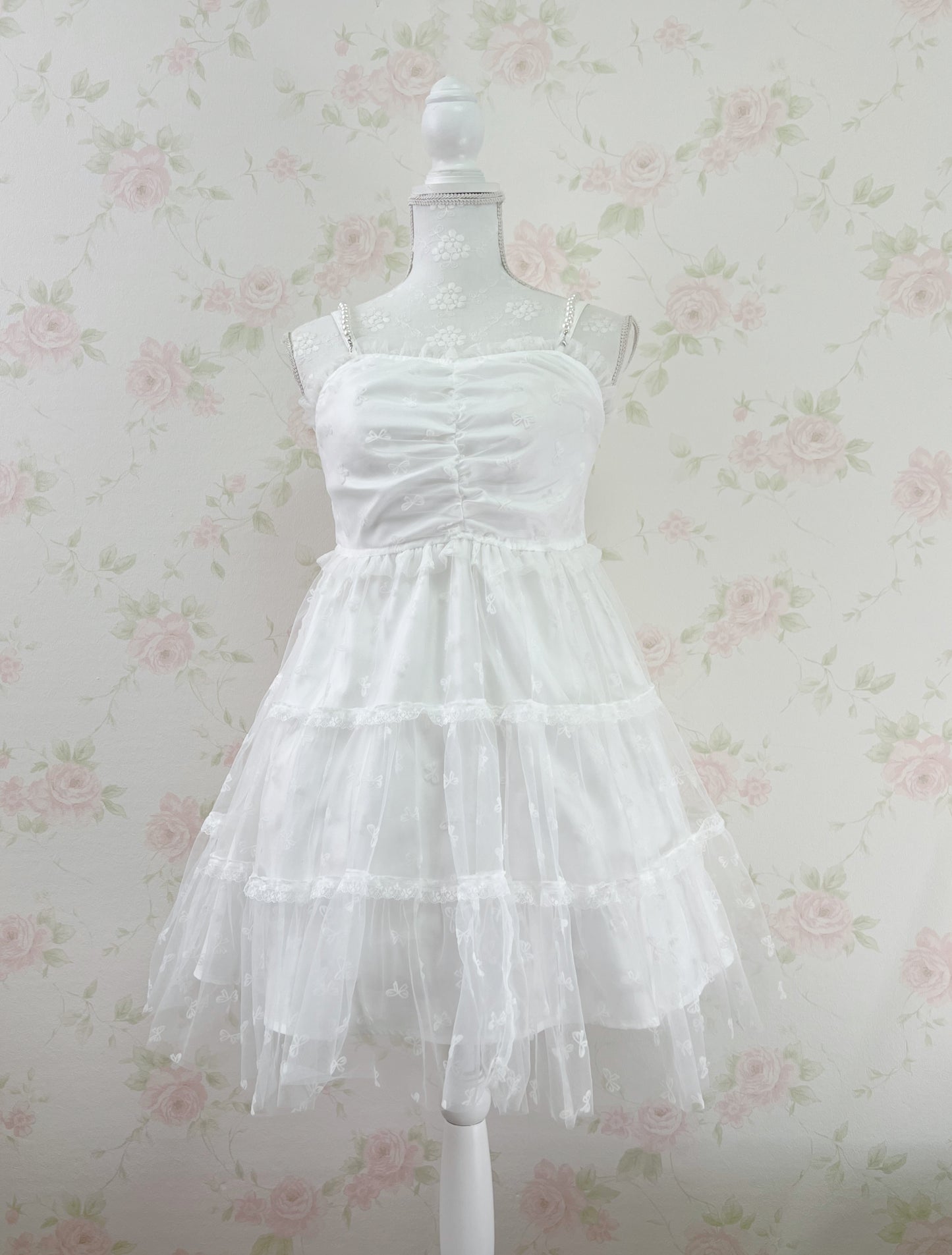 Ank Rouge Bow Patterned Pearl Strap Dress (Pure White)