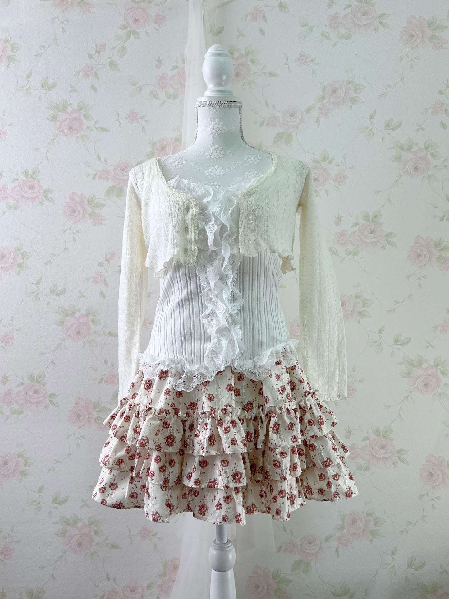 Ank Rouge Rose Lace Tiered Skirt