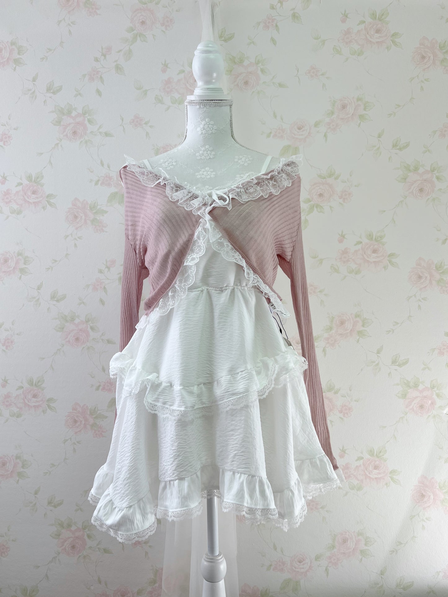 GRL Lacy Lacy Princess Sleeve Cardigan (Pink)