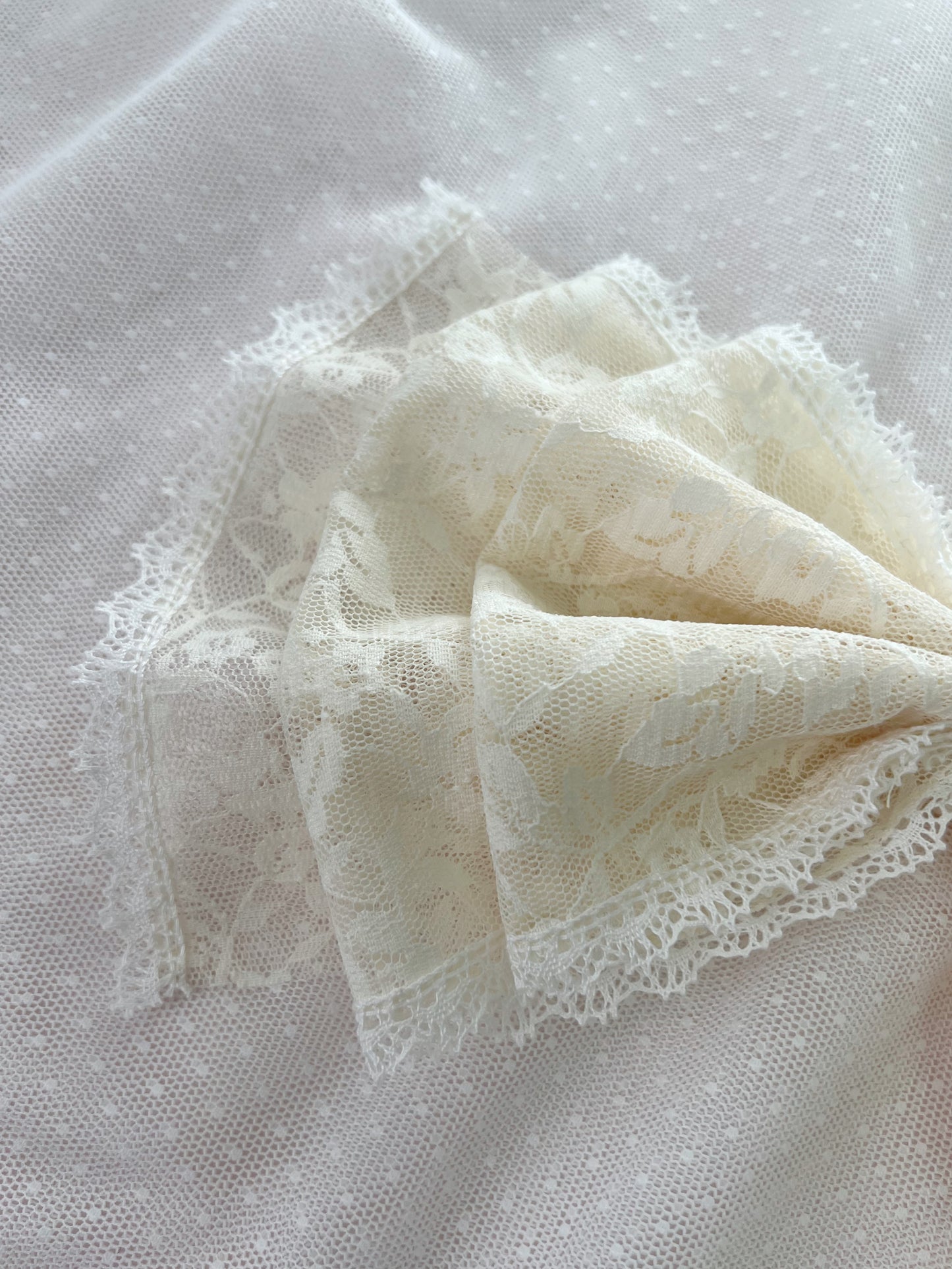 Kirallum Tokyo Handmade Big Bow (Ivory)