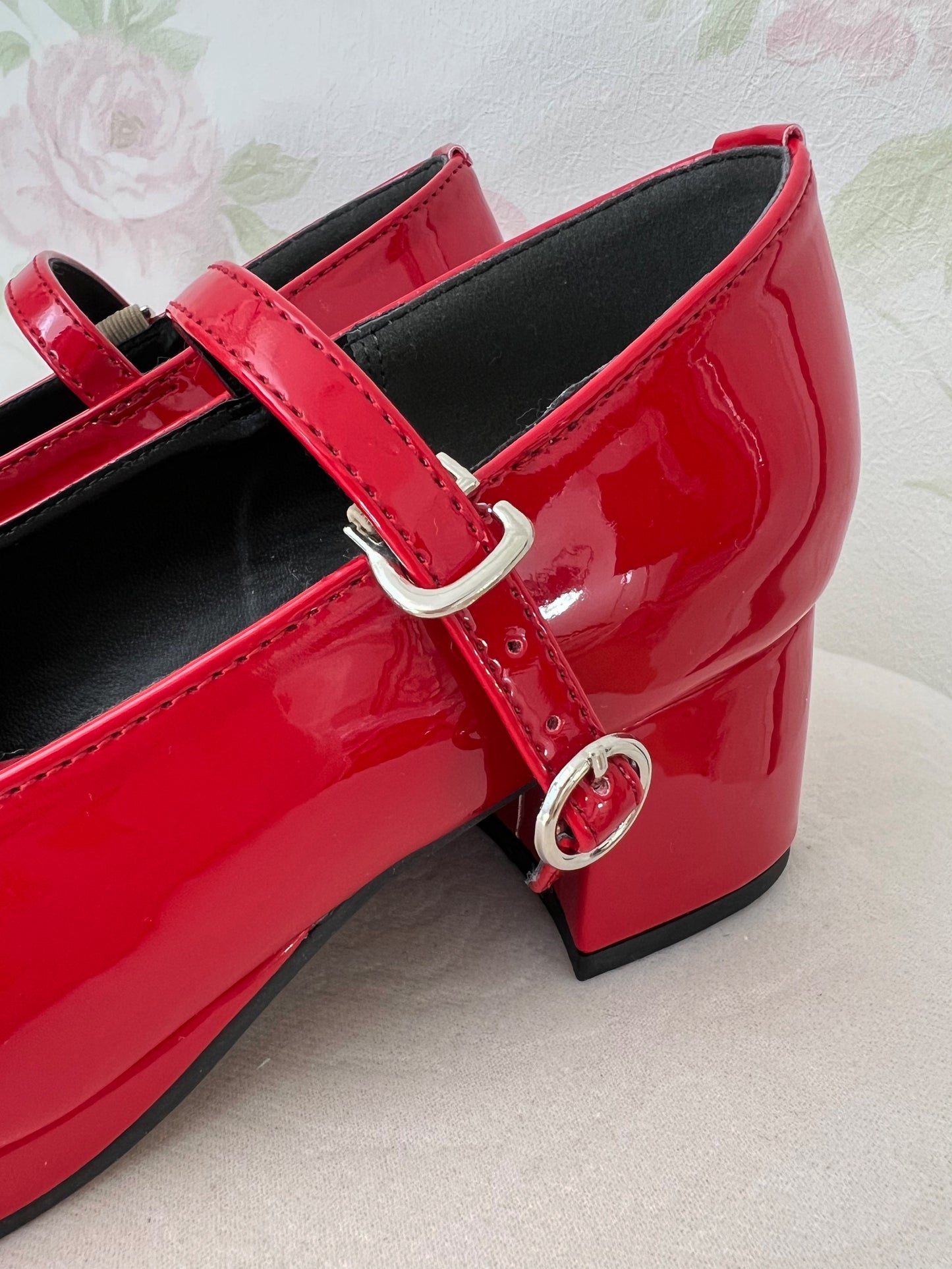 Dear My Love Strap Pumps (Red)