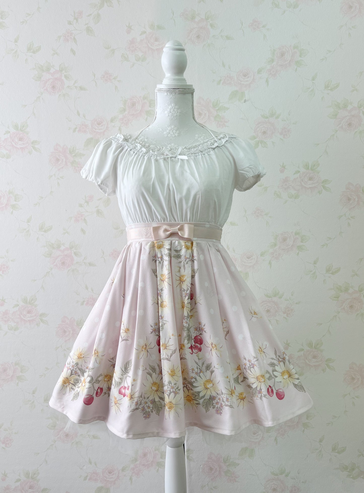 LIZ LISA Margaret Cherry Skirt (Pink)