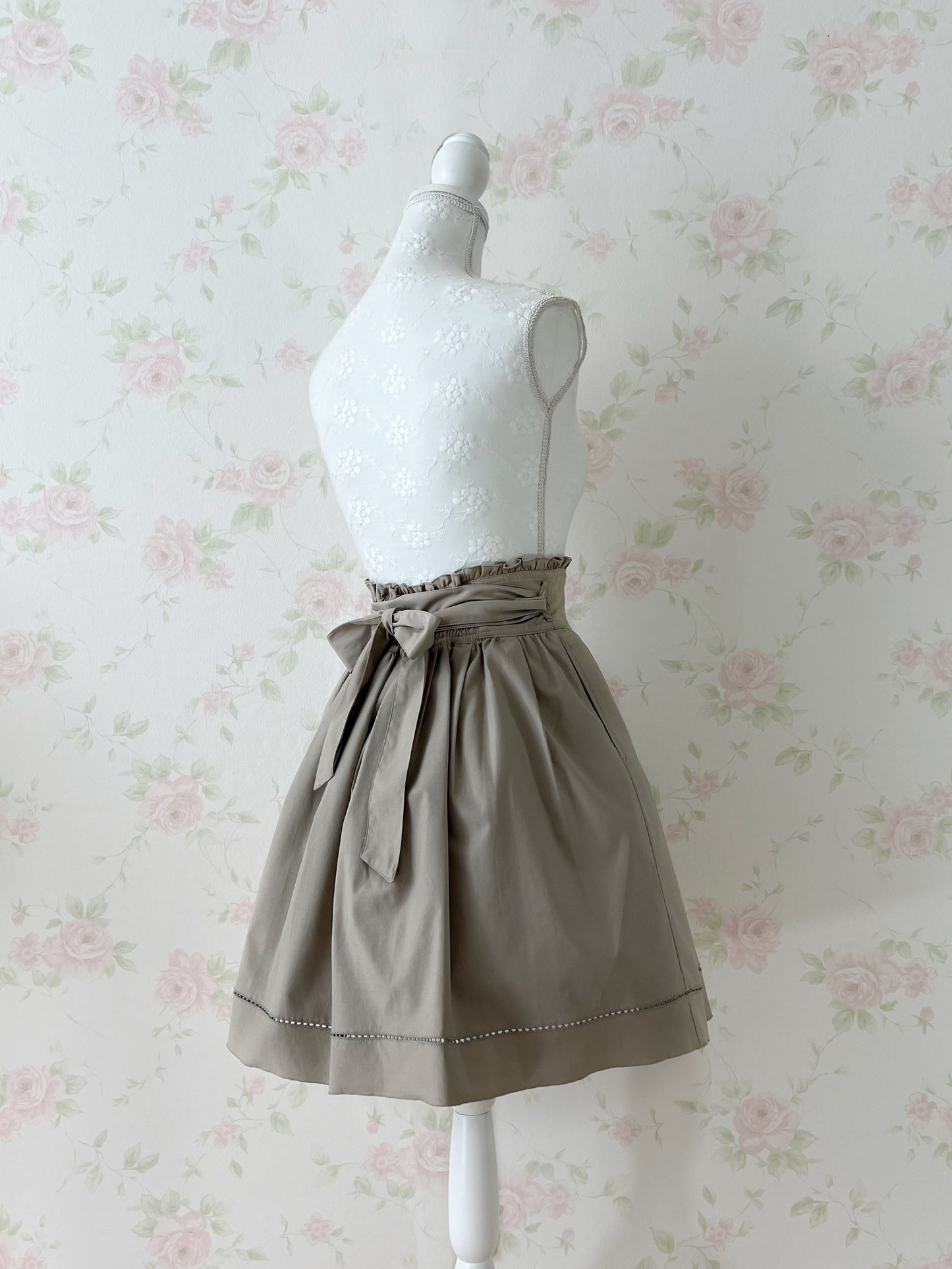 L’EST ROSE Button Up High Waist Skirt
