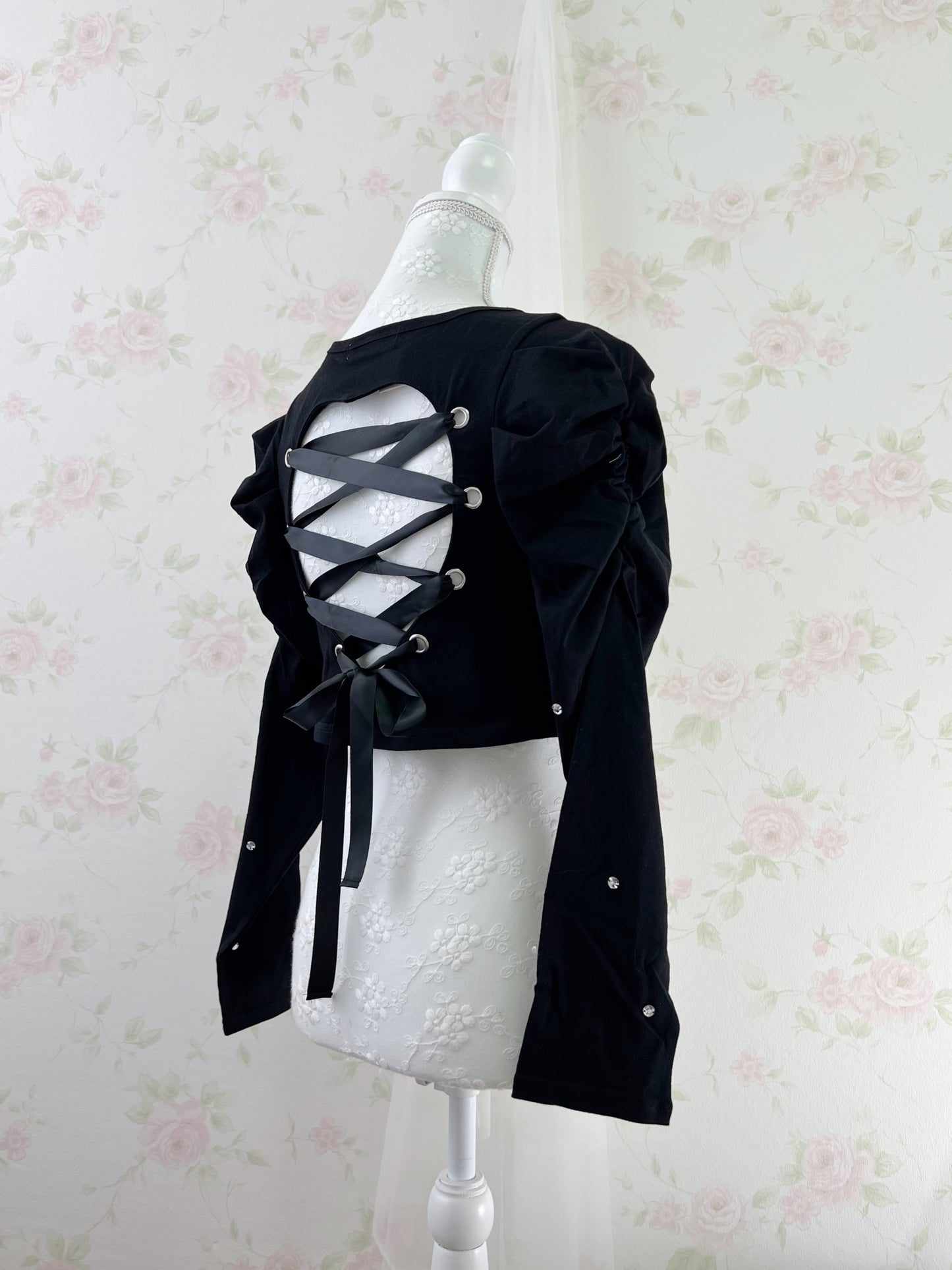 Ank Rouge Back Laced Up Heart T-Shirt (Black)