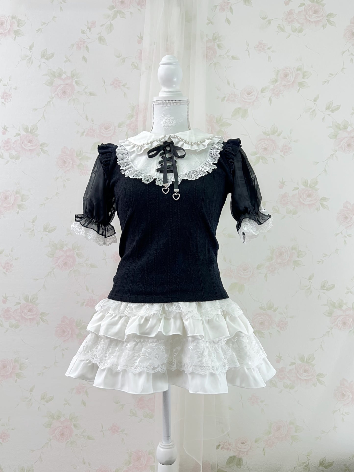 NOEMIE Crystal Heart Bow Lacy Collar Top (Black)