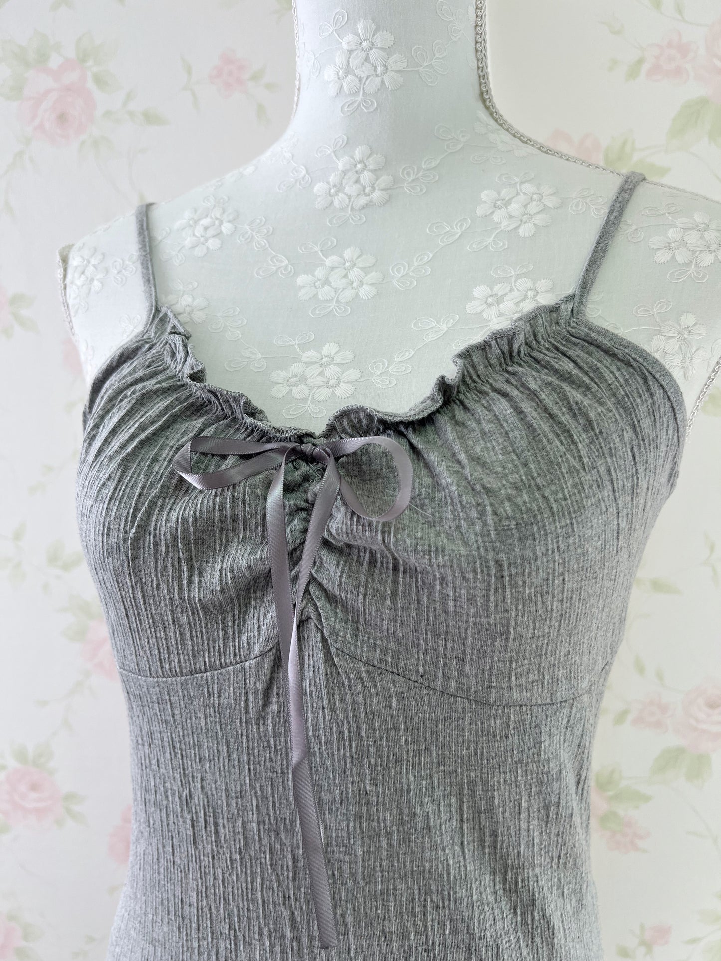GRL Side String Camisole & T-Shirt Set (Gray)