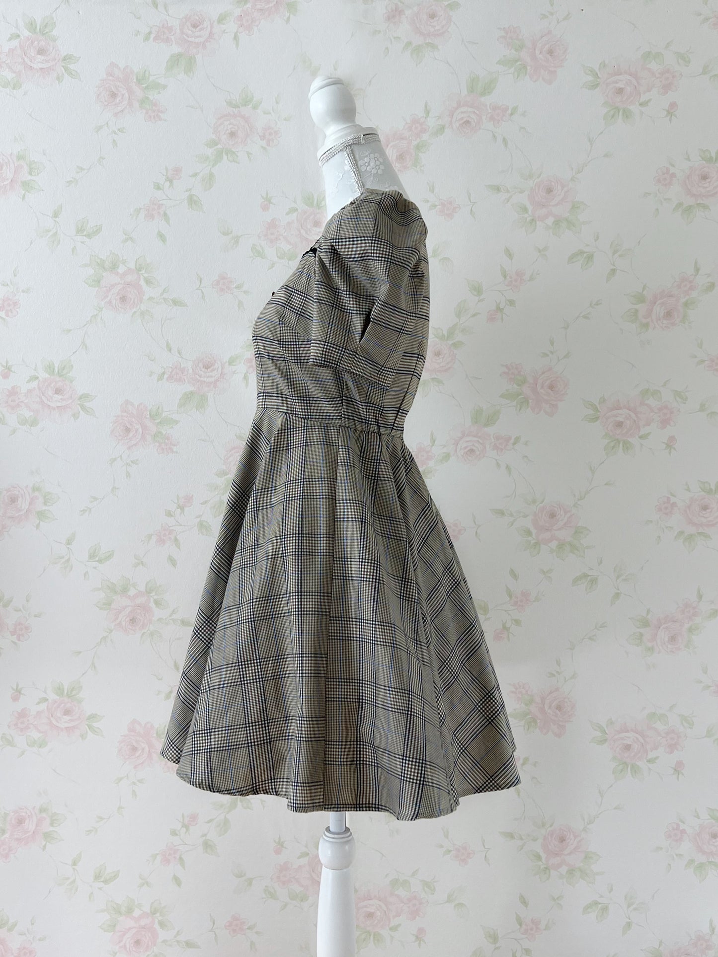 Honey Cinnamon Puff Sleeved Checked Dress