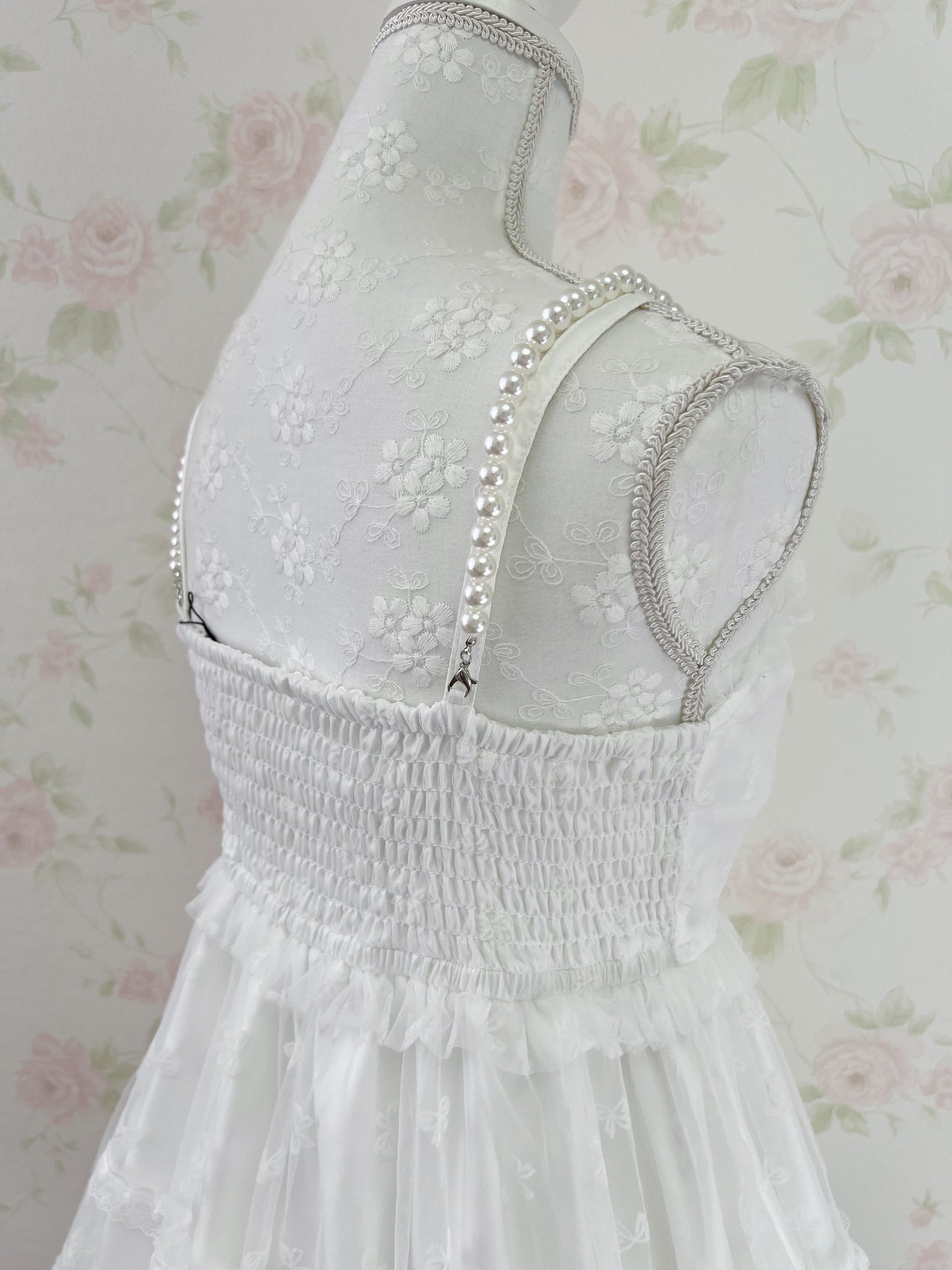 Ank Rouge Bow Patterned Pearl Strap Dress (Pure White)