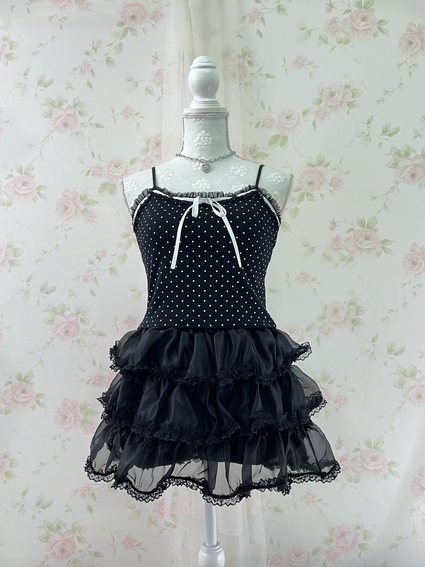 GRL Layered Frilled Skirt With Underpants (Black)
